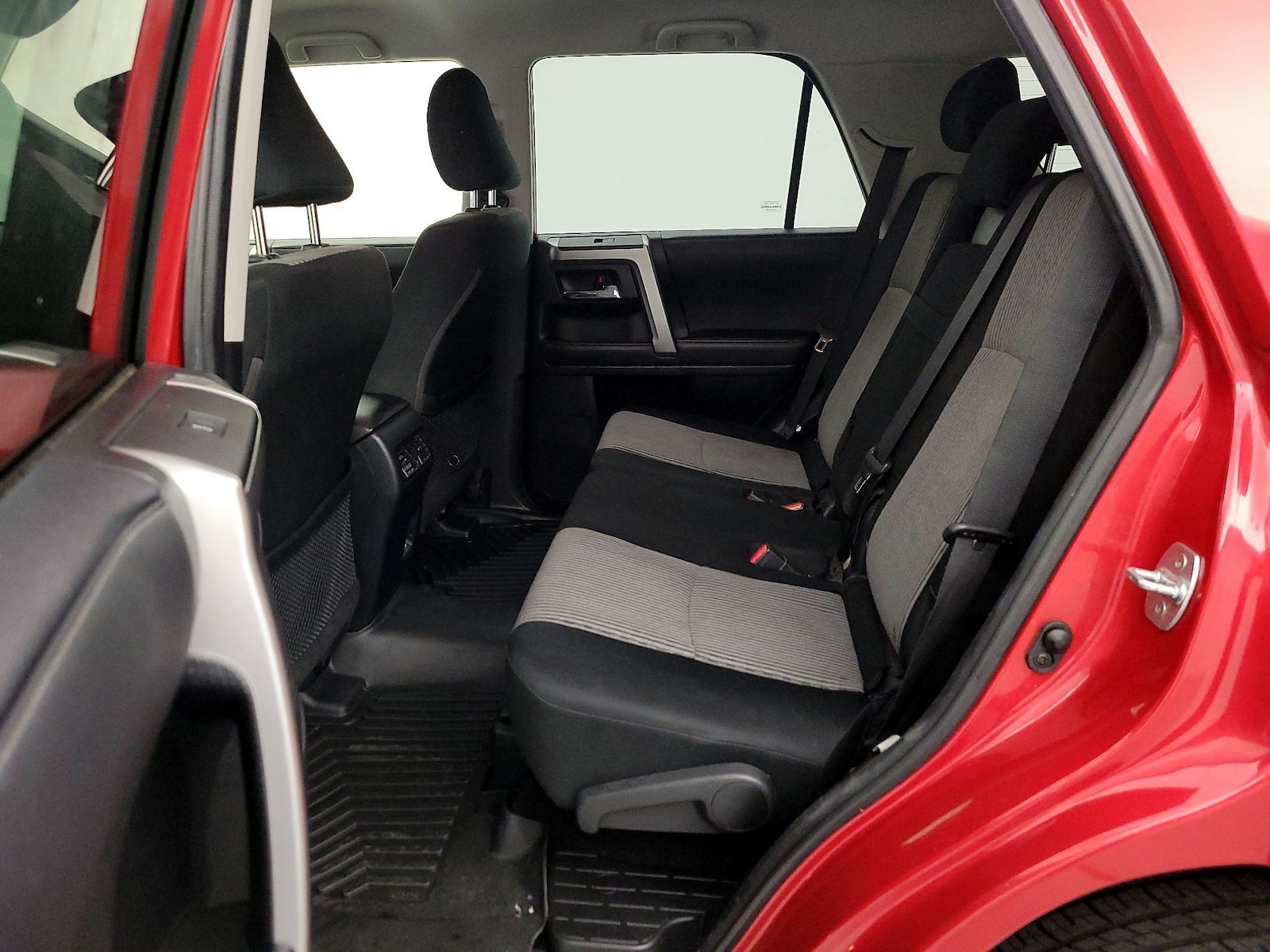 2023 Toyota 4Runner SR5 - Photo 20