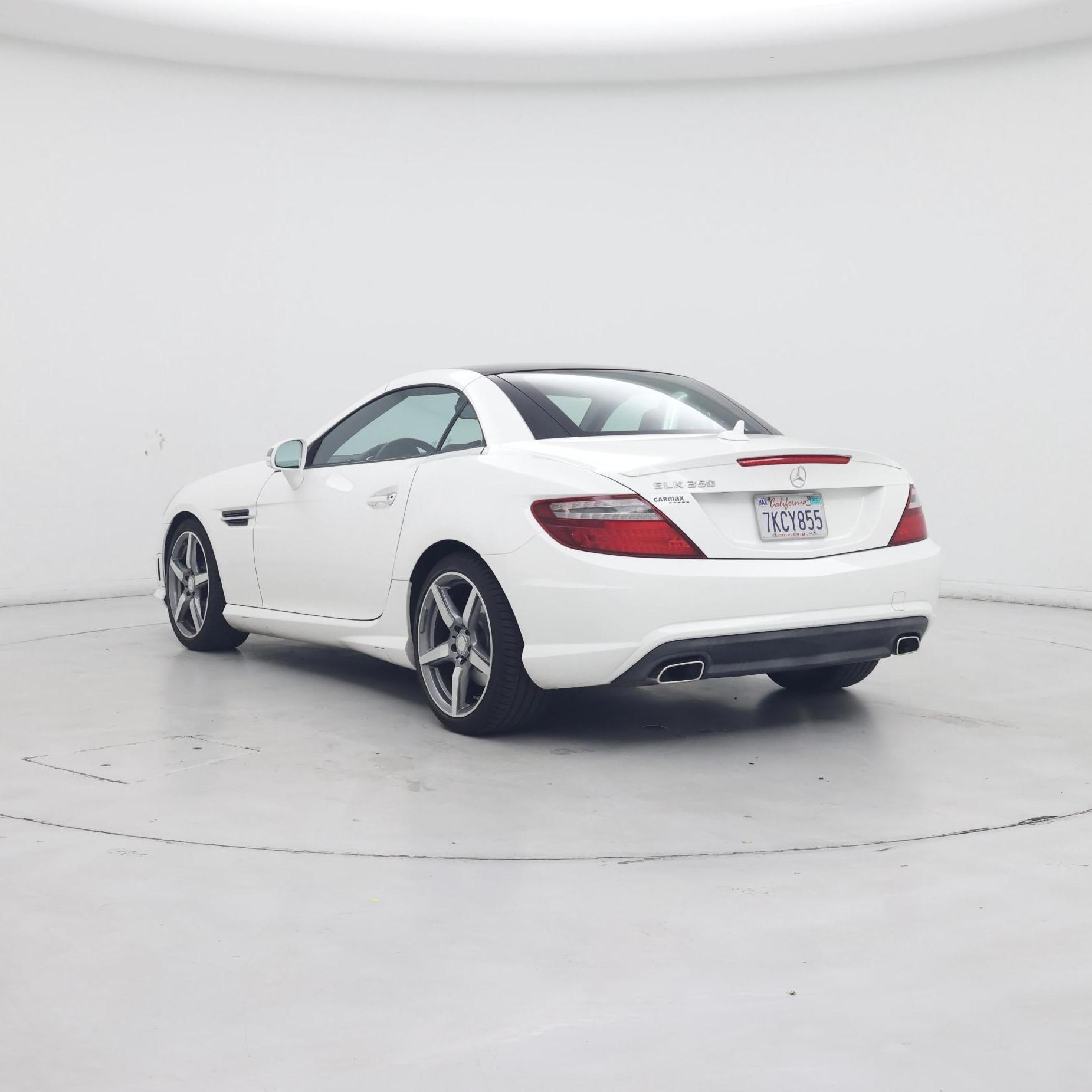 Thumbnail: 2015 Mercedes-Benz SLK - 2