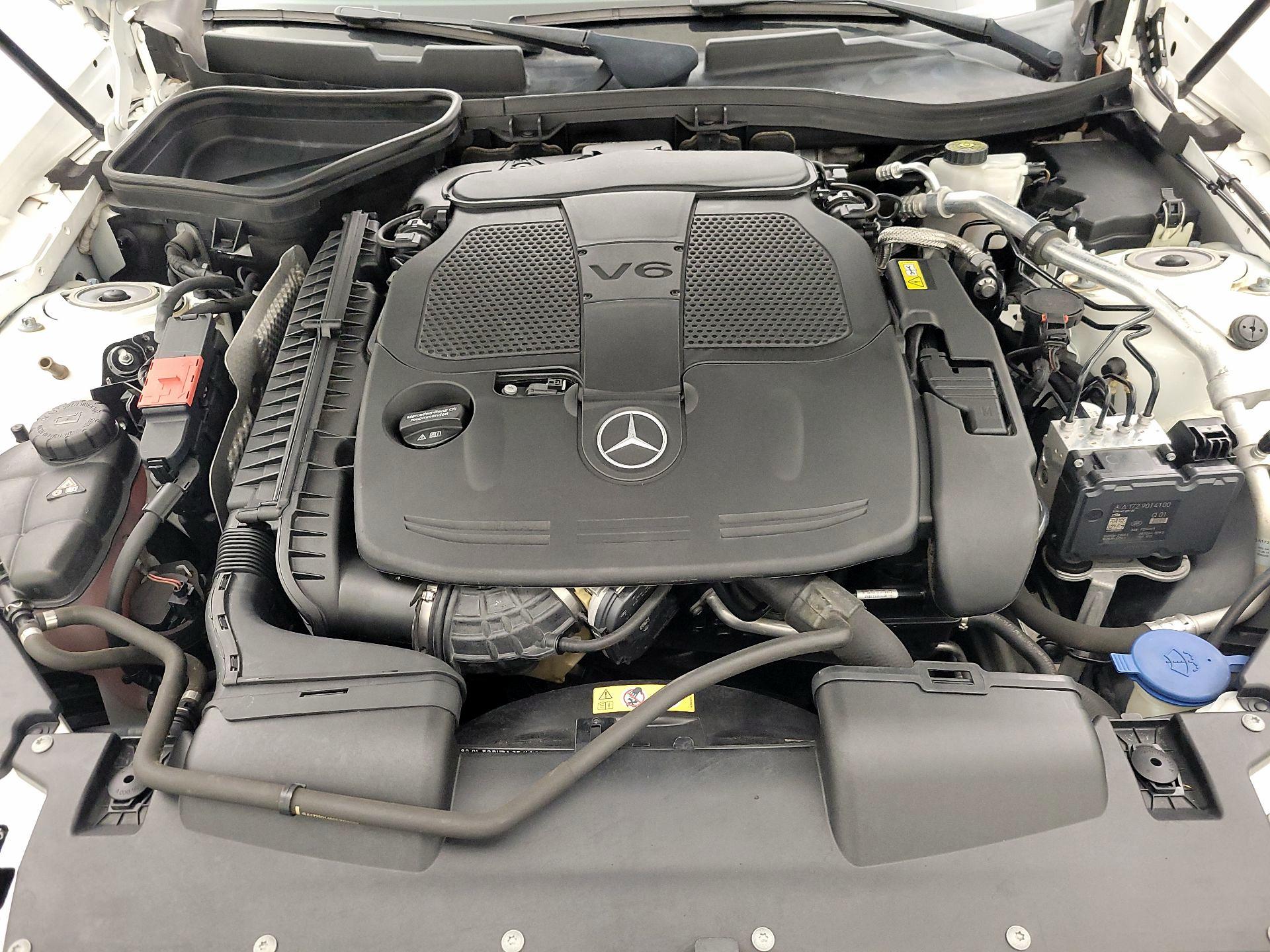 Thumbnail: 2015 Mercedes-Benz SLK - 19