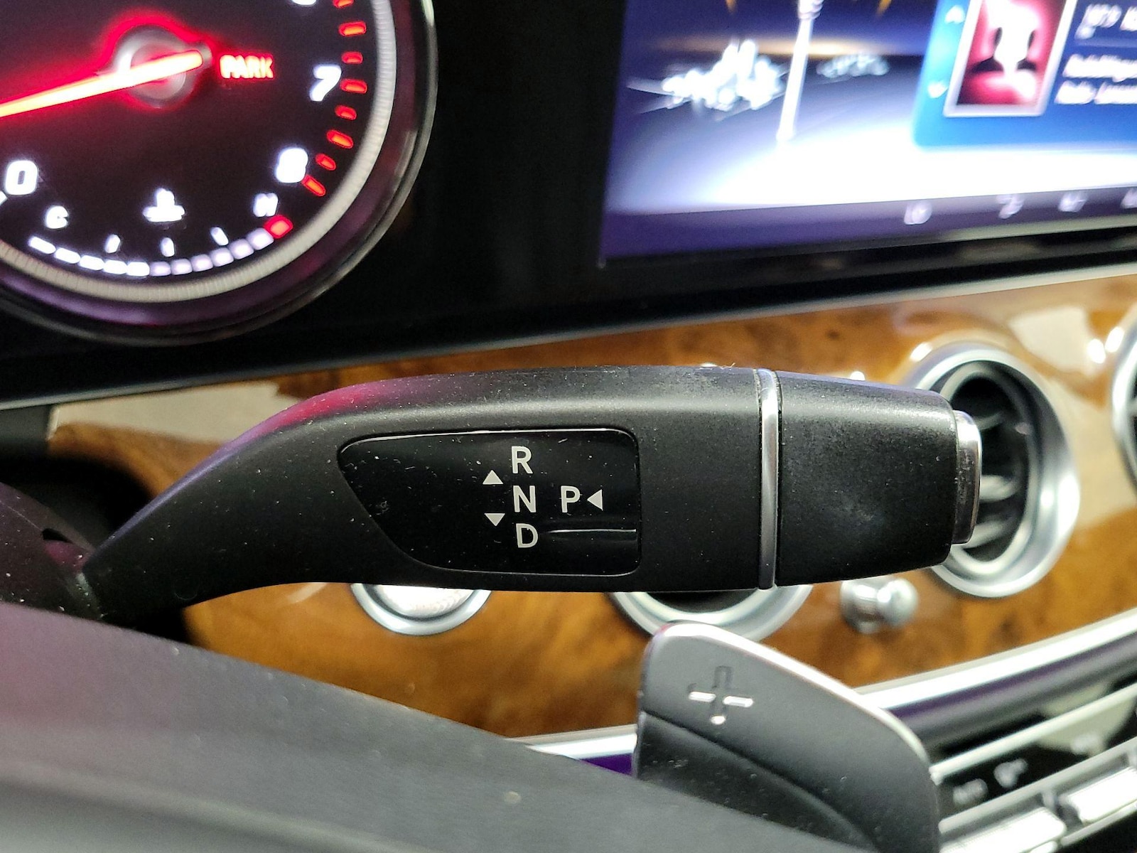 2018 Mercedes-Benz E-Class E300 - Photo 19