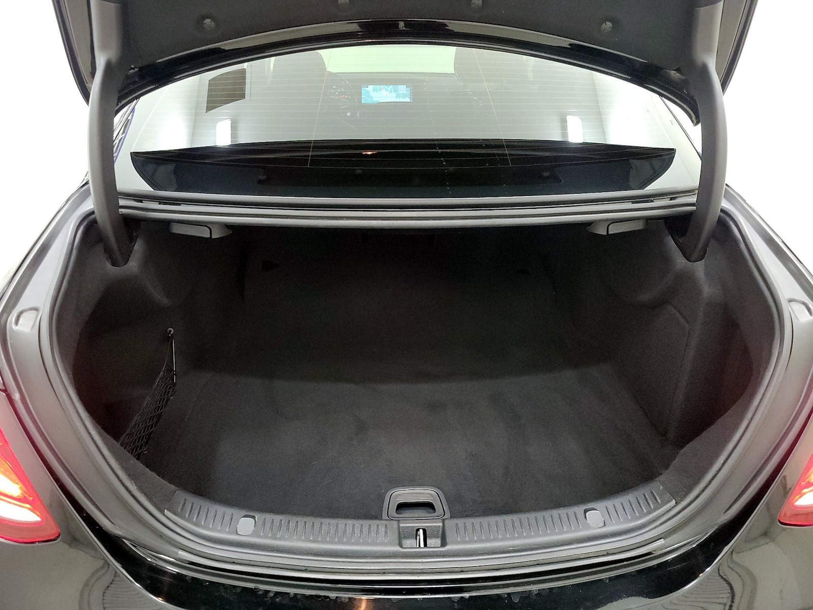 2018 Mercedes-Benz E-Class E300 - Photo 23
