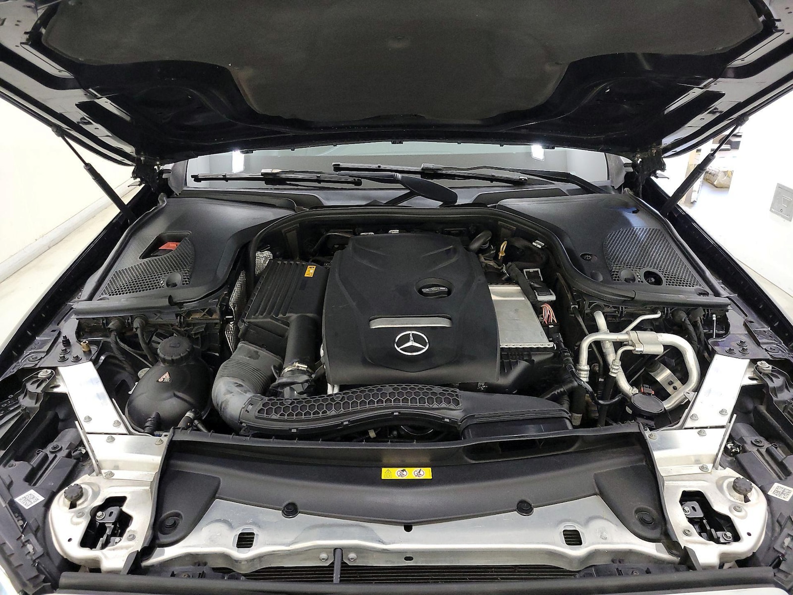 2018 Mercedes-Benz E-Class E300 - Photo 24