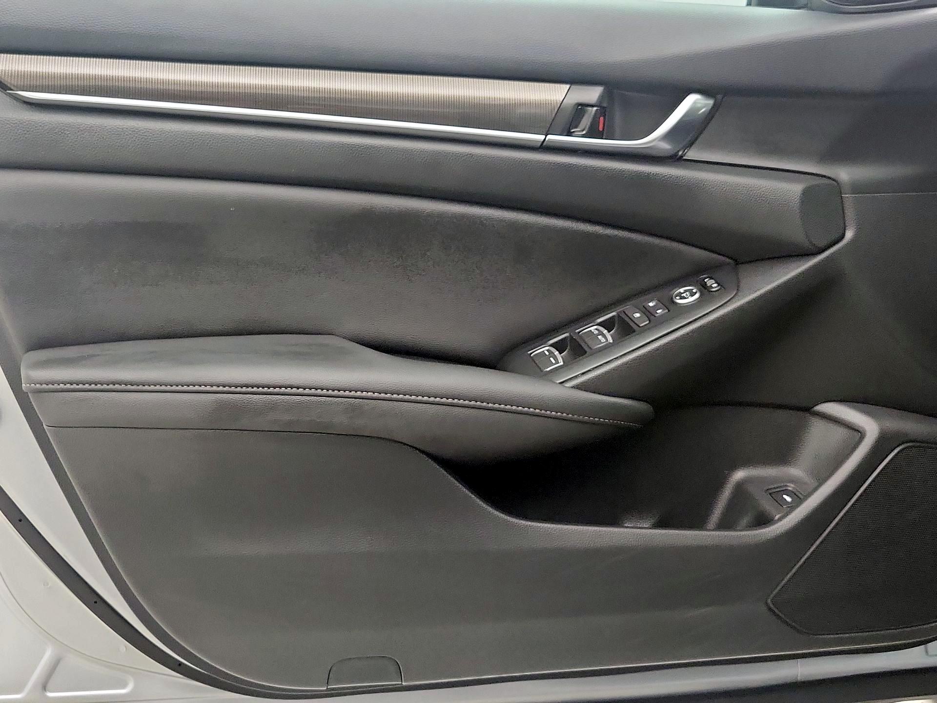 Thumbnail: 2020 Honda Accord - 12