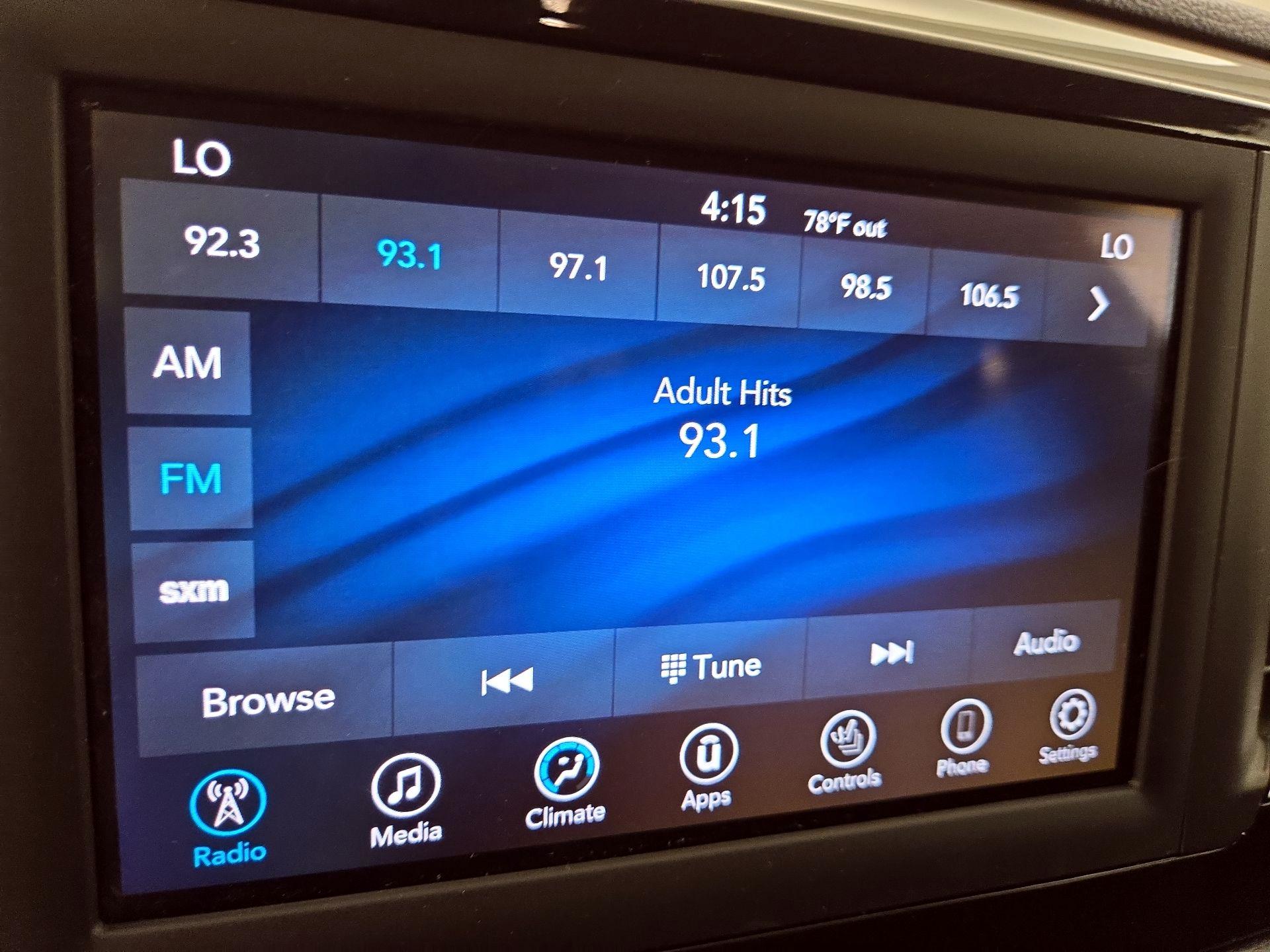 Thumbnail: 2019 Chrysler Pacifica - 15