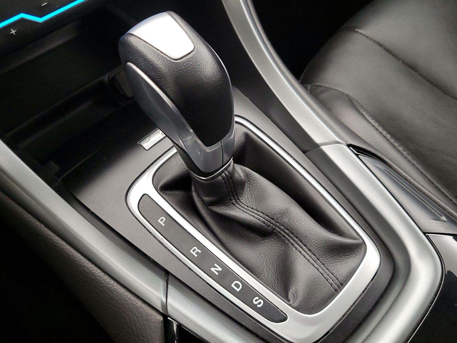 Thumbnail: 2015 Ford Fusion - 17