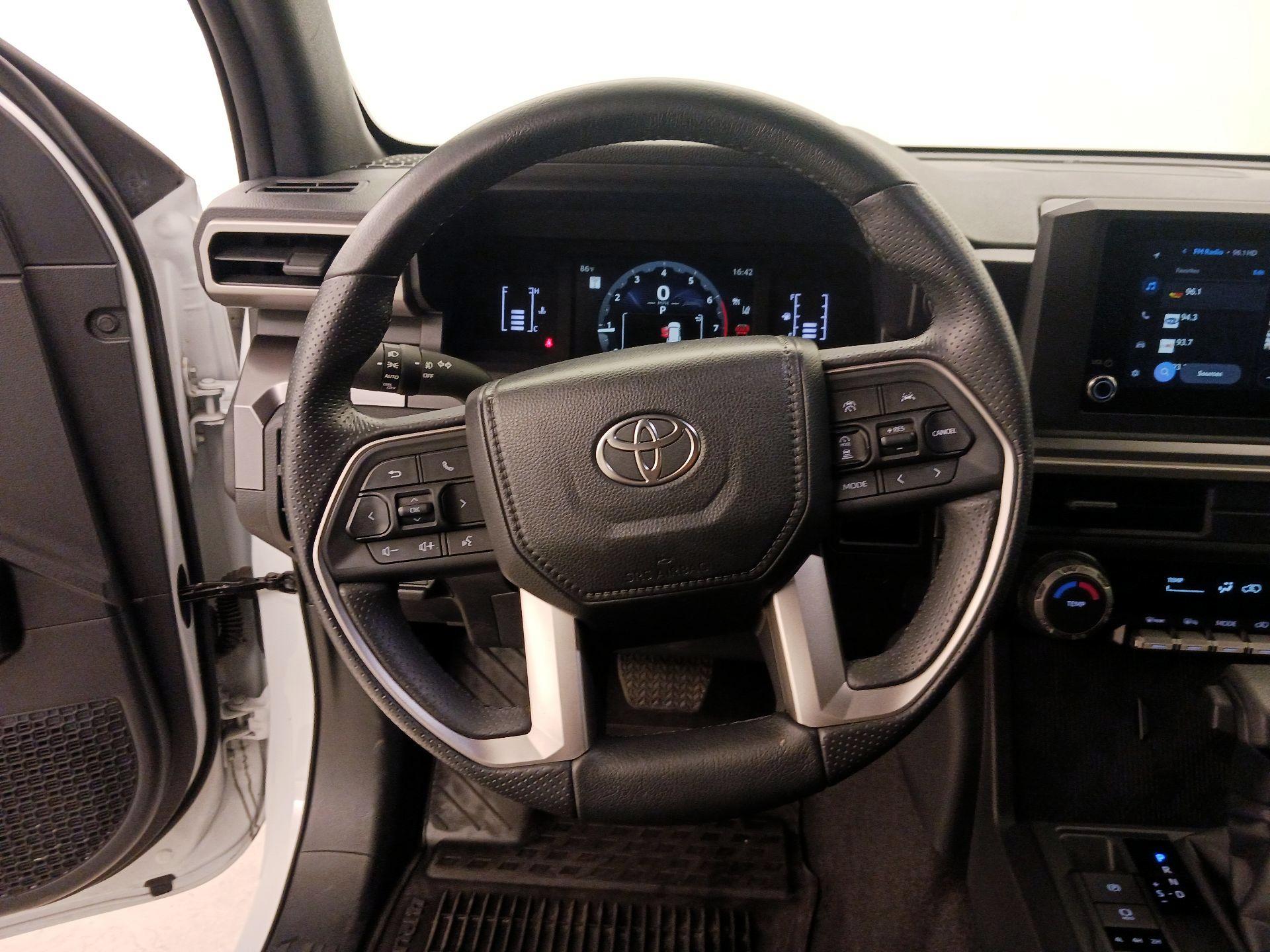 Thumbnail: 2025 Toyota 4Runner - 10