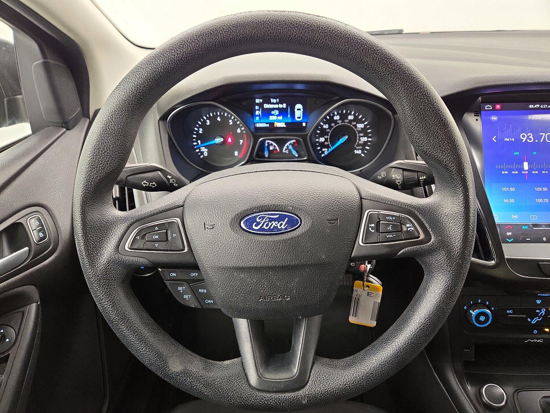 Thumbnail: 2017 Ford Focus - 10
