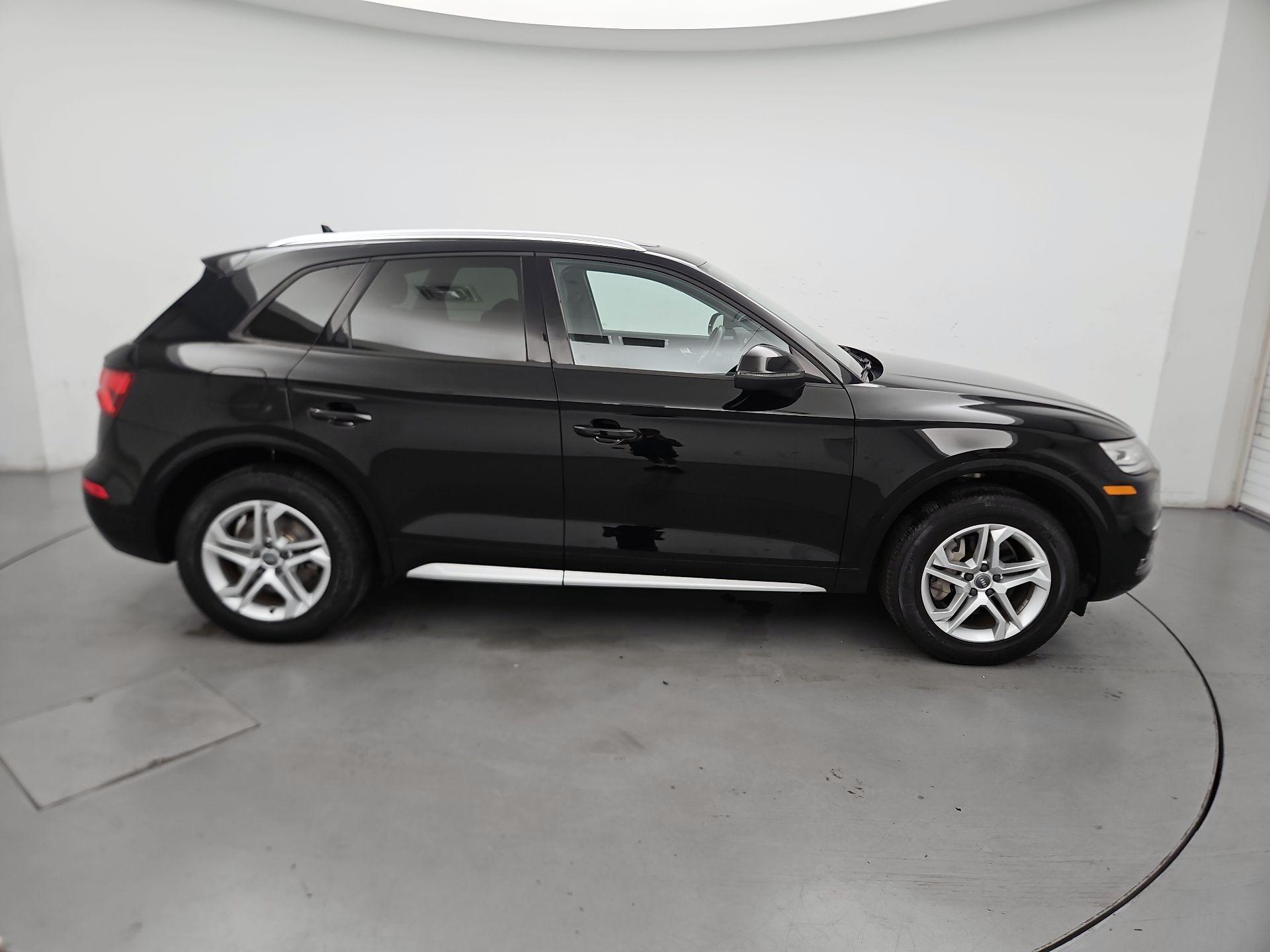 Thumbnail: 2018 Audi Q5 - 4