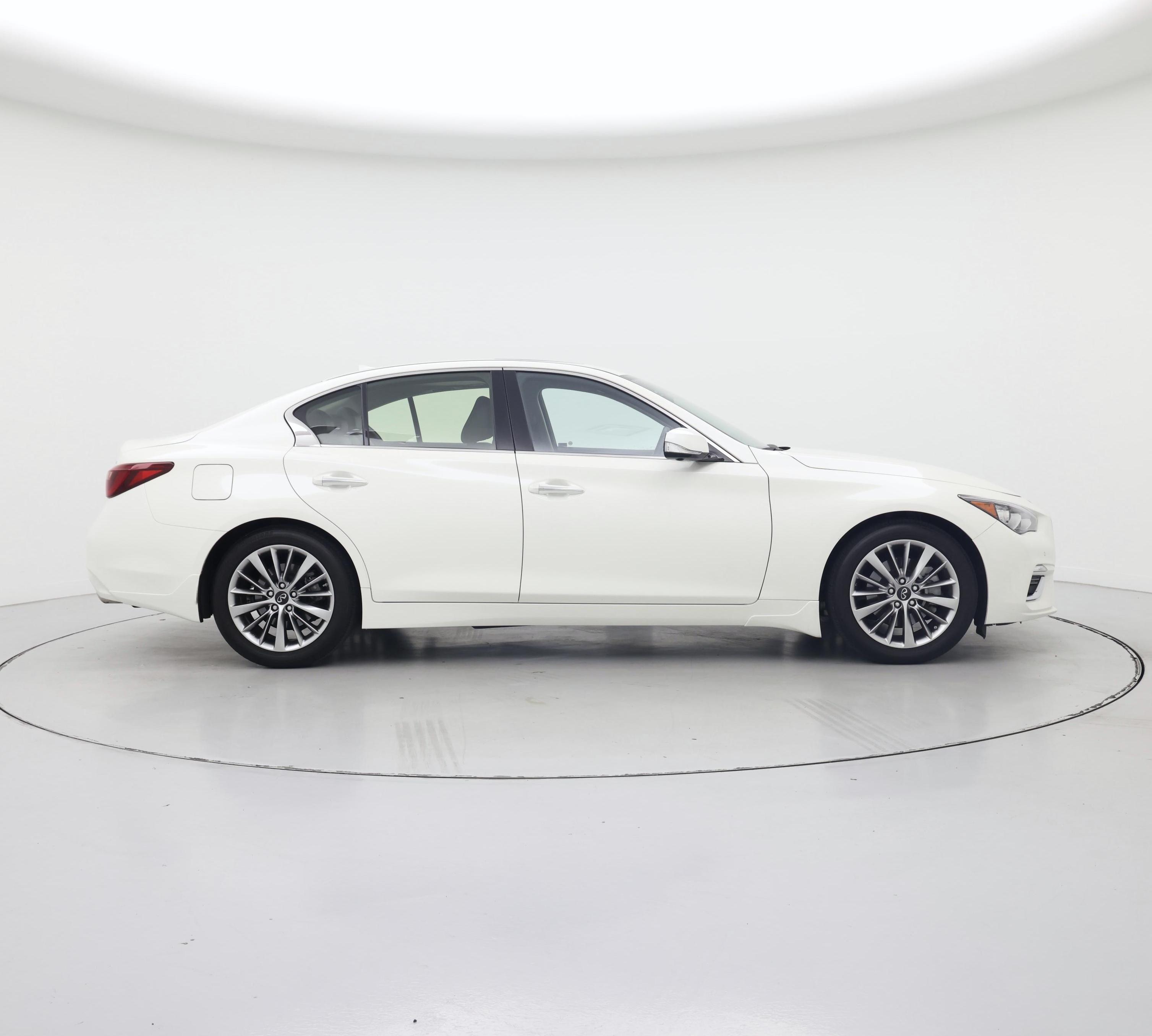 Thumbnail: 2023 INFINITI Q50 - 7