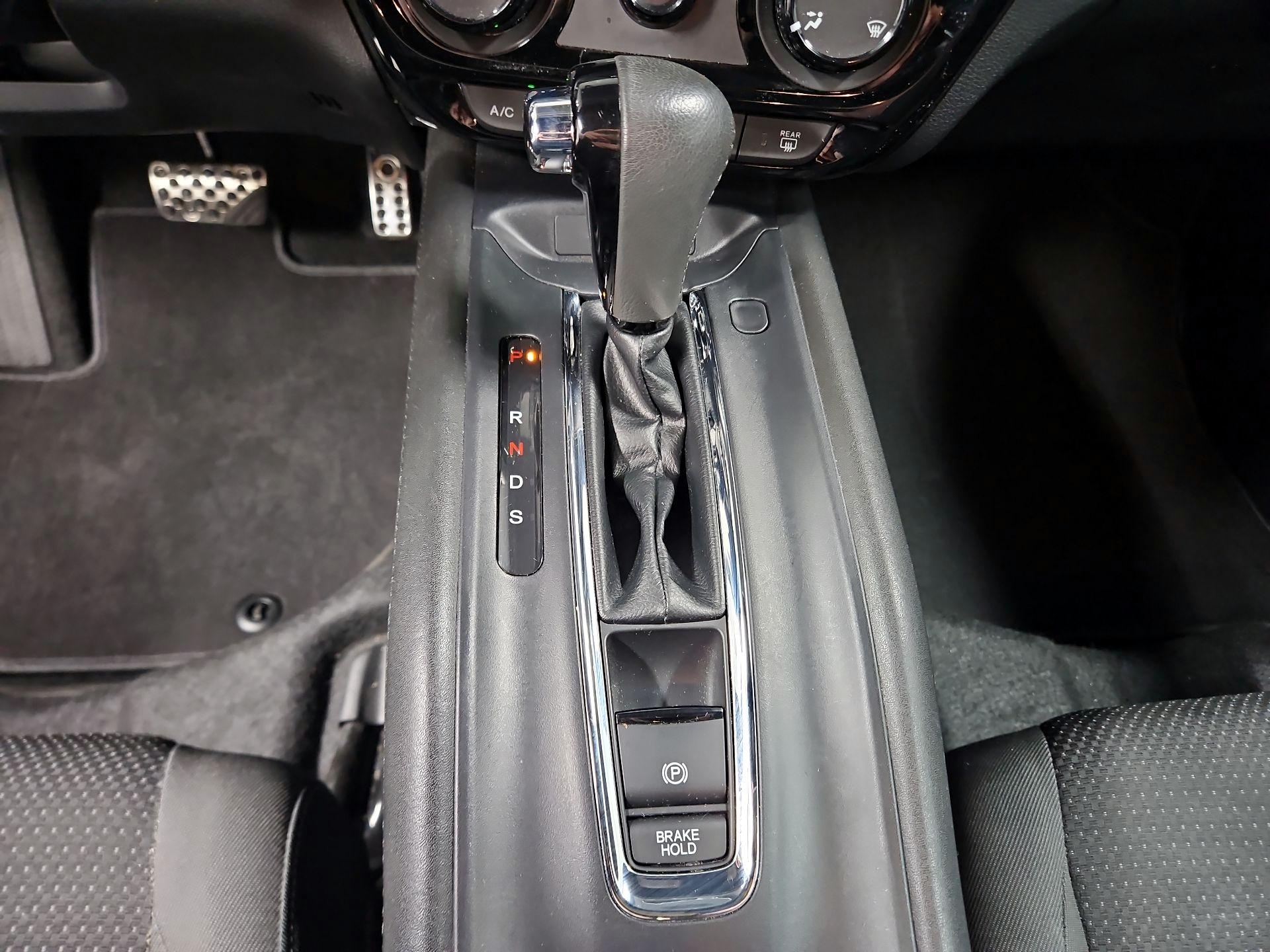 Thumbnail: 2020 Honda HR-V - 17