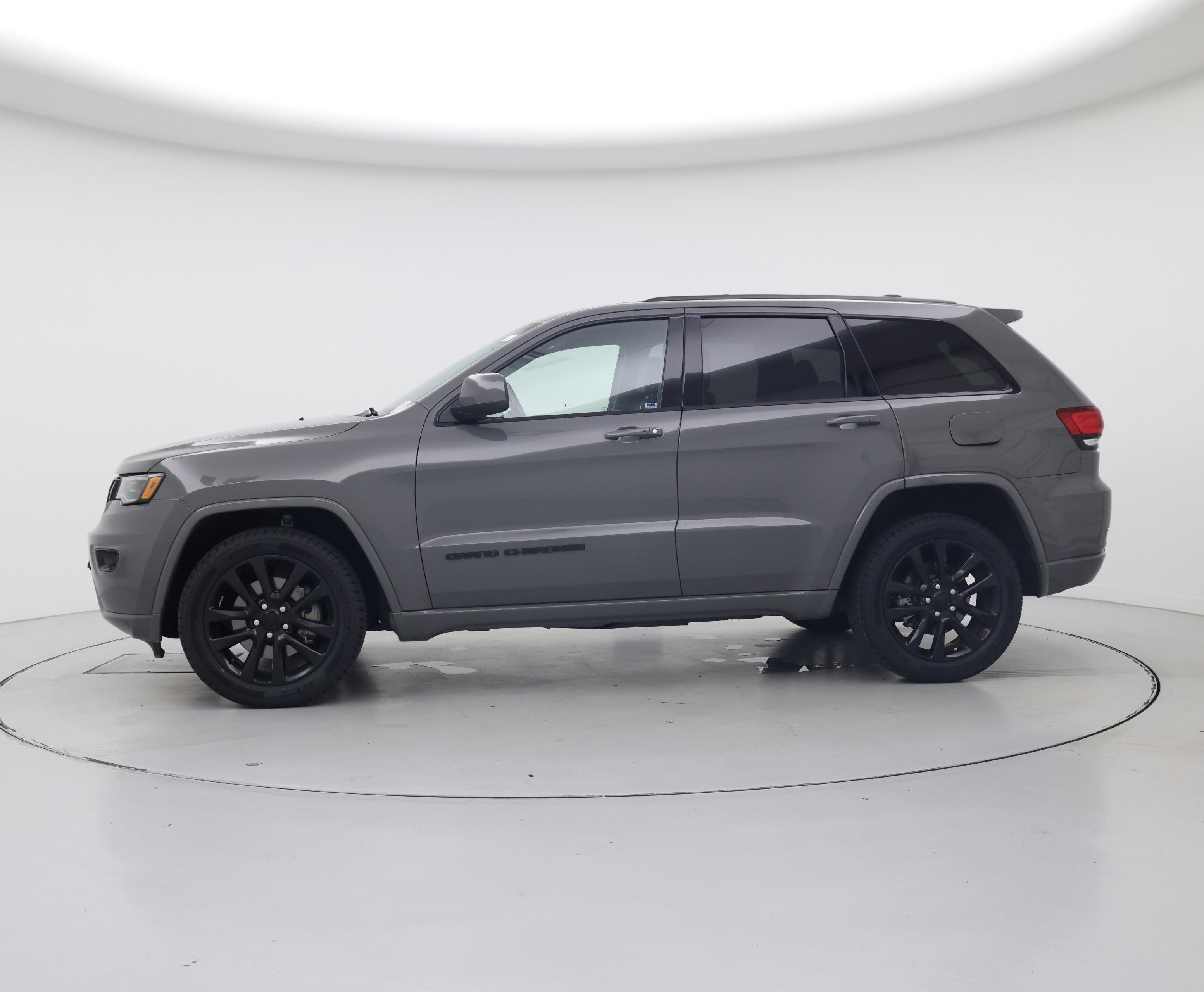Thumbnail: 2021 Jeep Grand Cherokee - 3