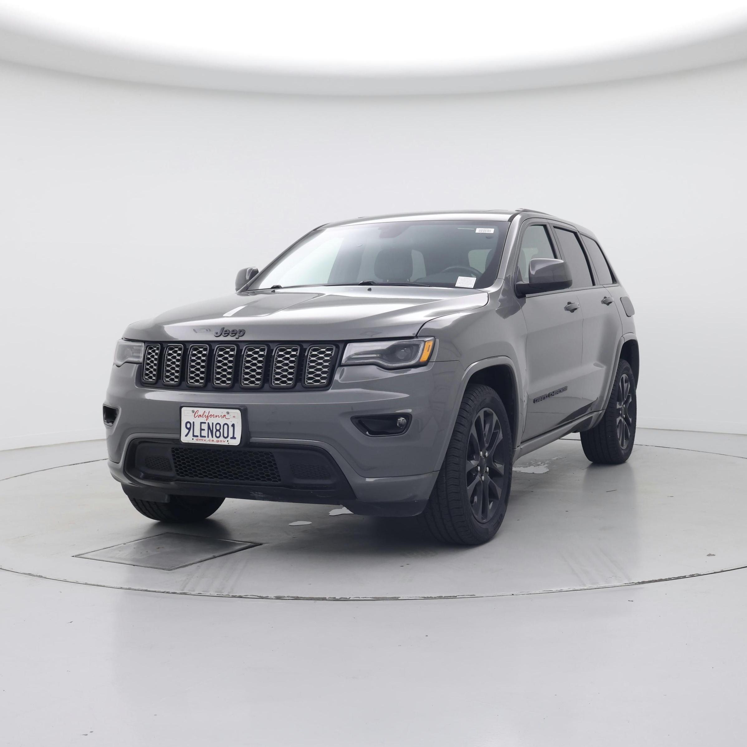 Thumbnail: 2021 Jeep Grand Cherokee - 4