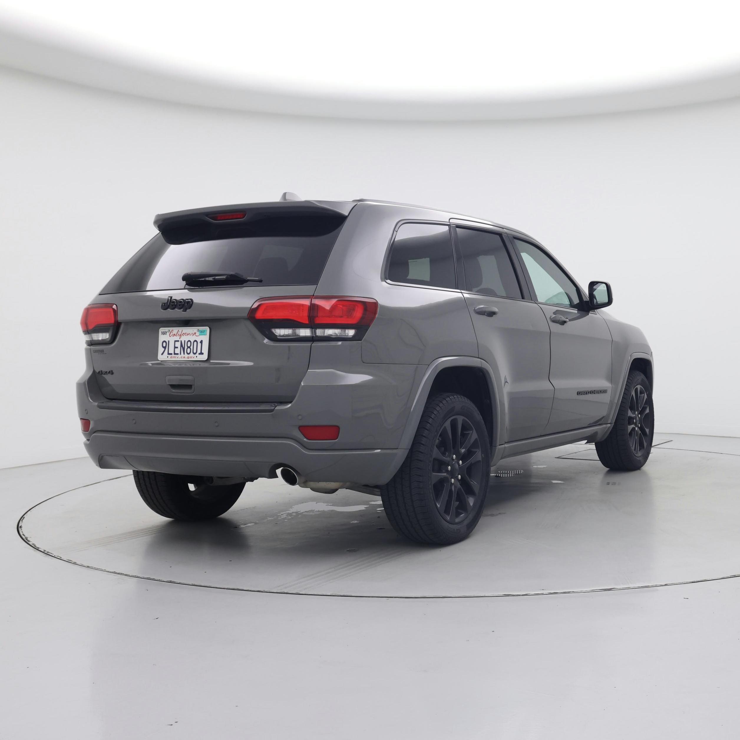Thumbnail: 2021 Jeep Grand Cherokee - 8