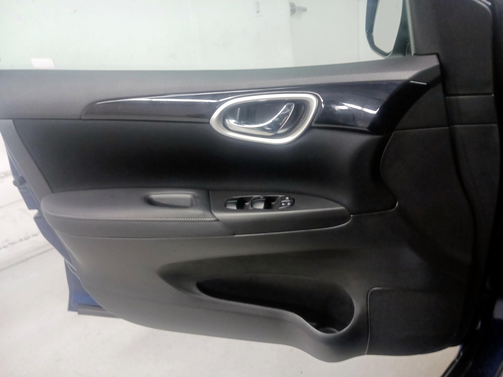 2017 Nissan Sentra SV - Photo 11