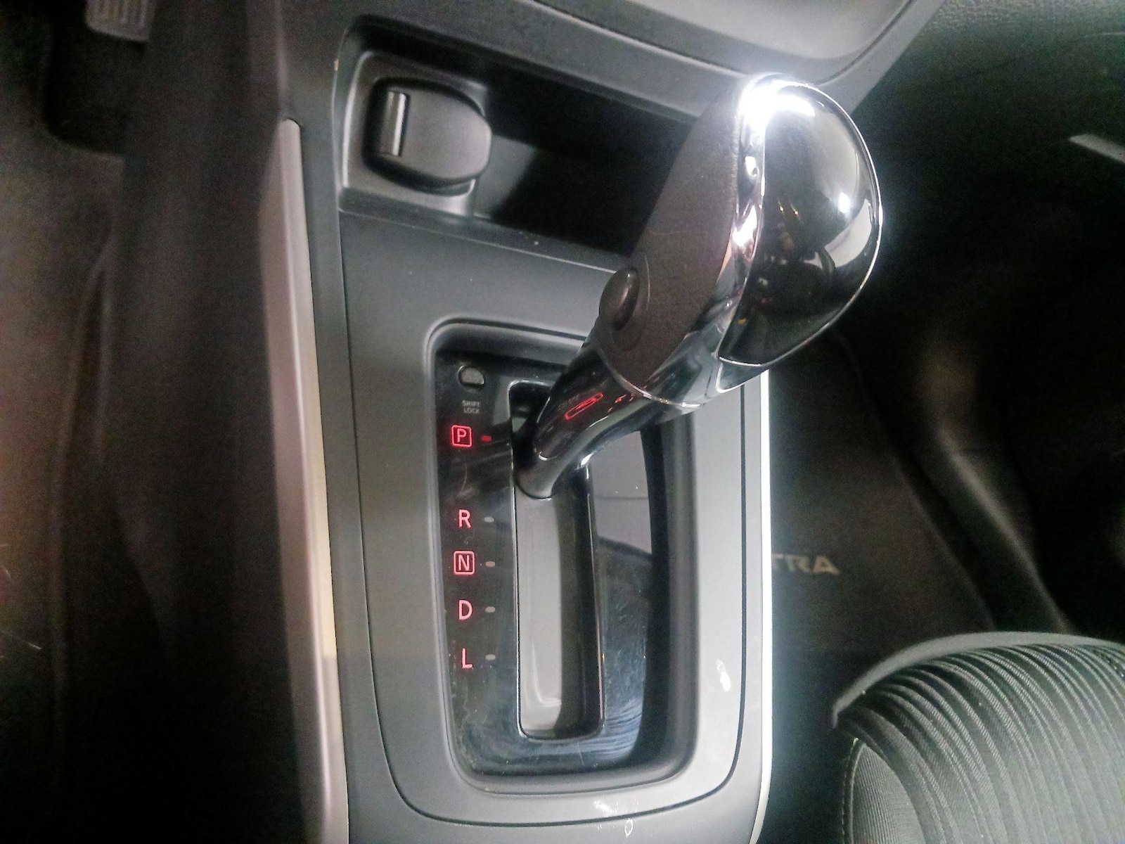 2017 Nissan Sentra SV - Photo 14