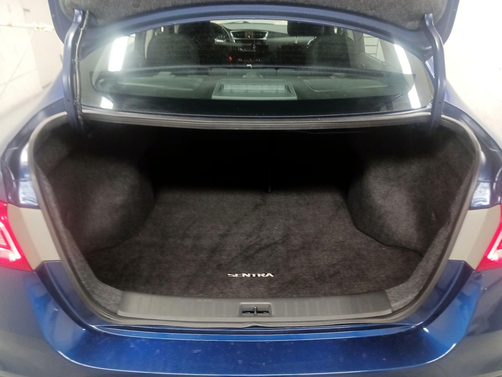 2017 Nissan Sentra SV - Photo 16