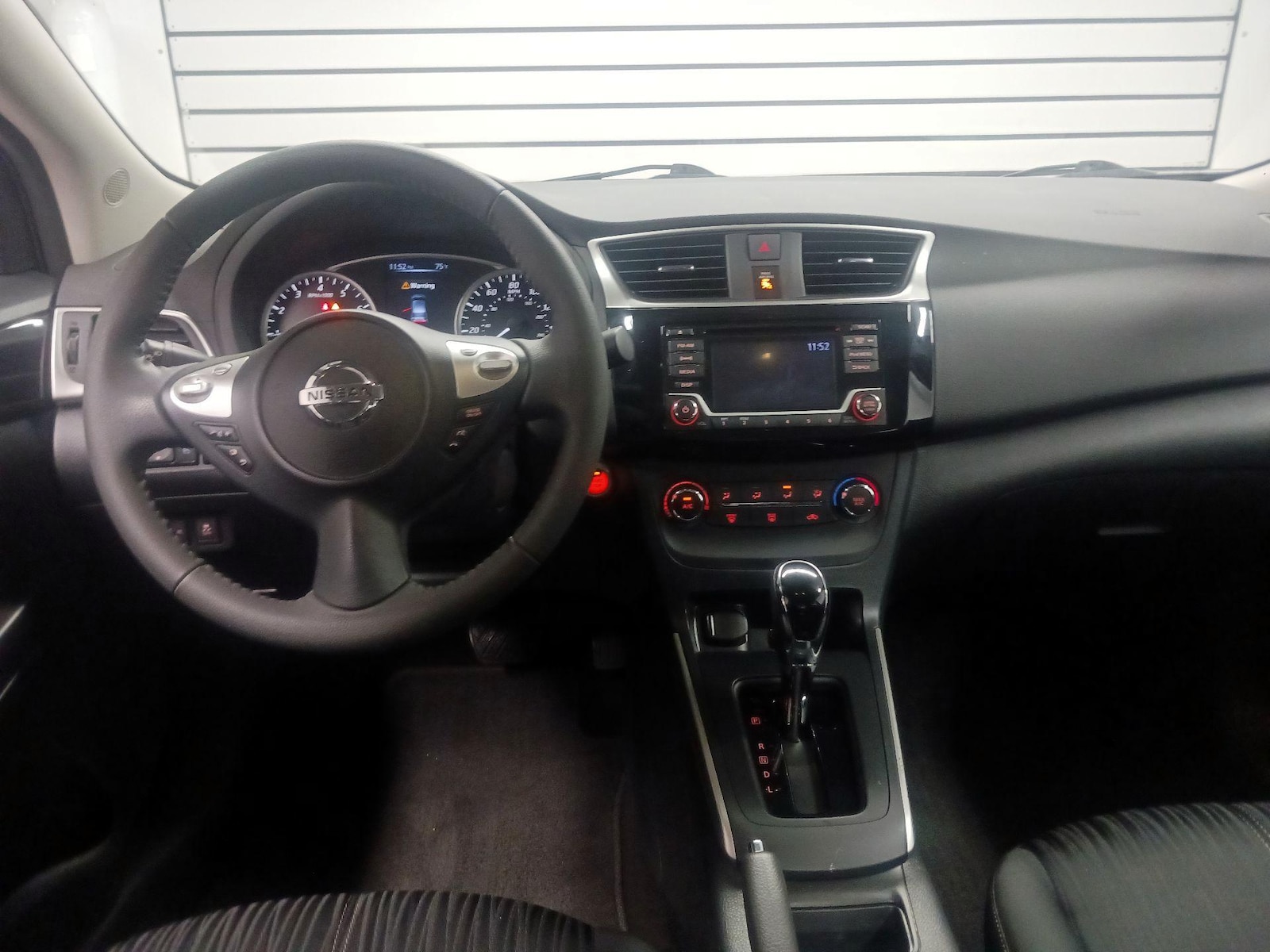 2017 Nissan Sentra SV - Photo 8