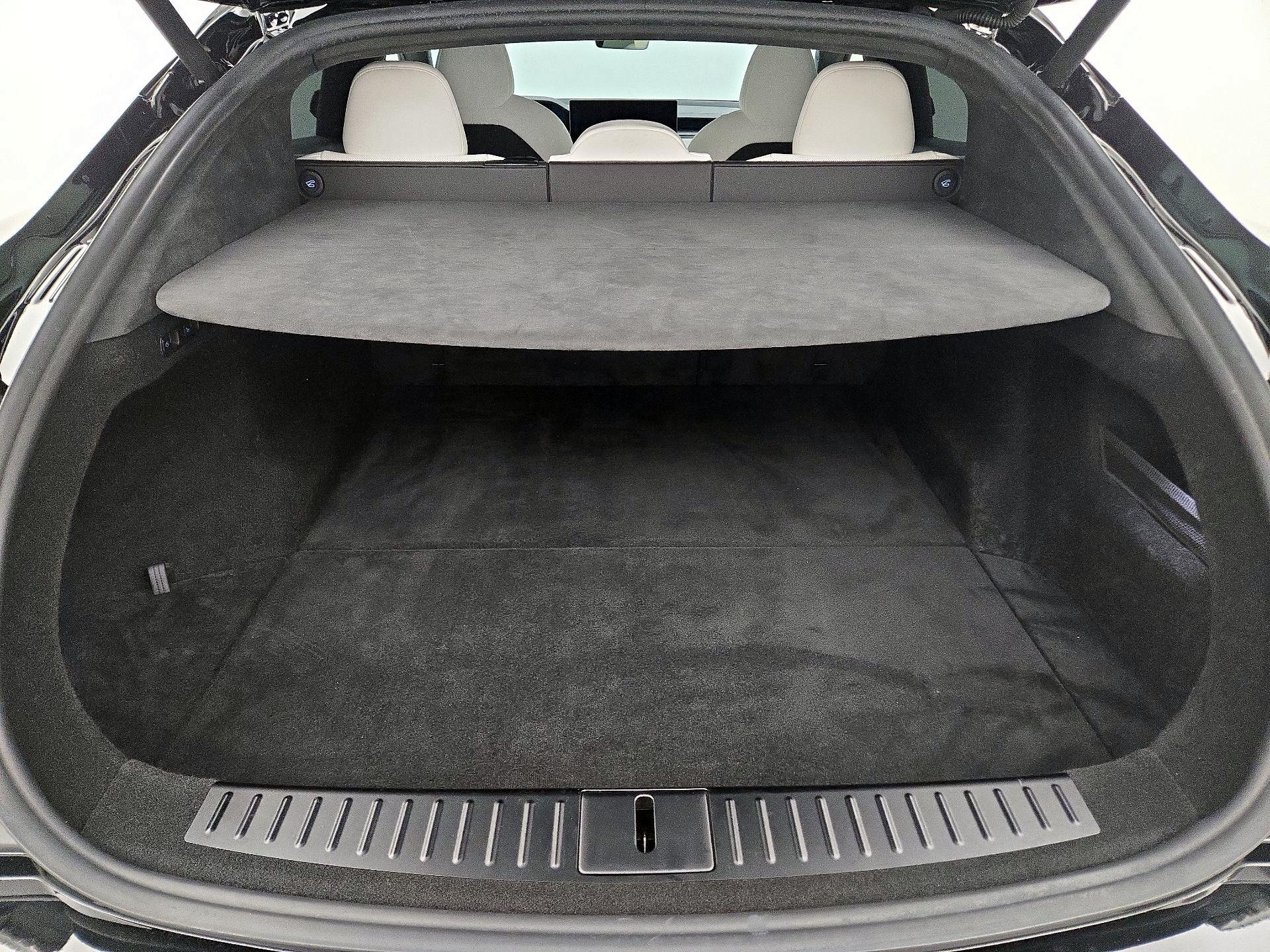 Thumbnail: 2023 Tesla Model S - 20