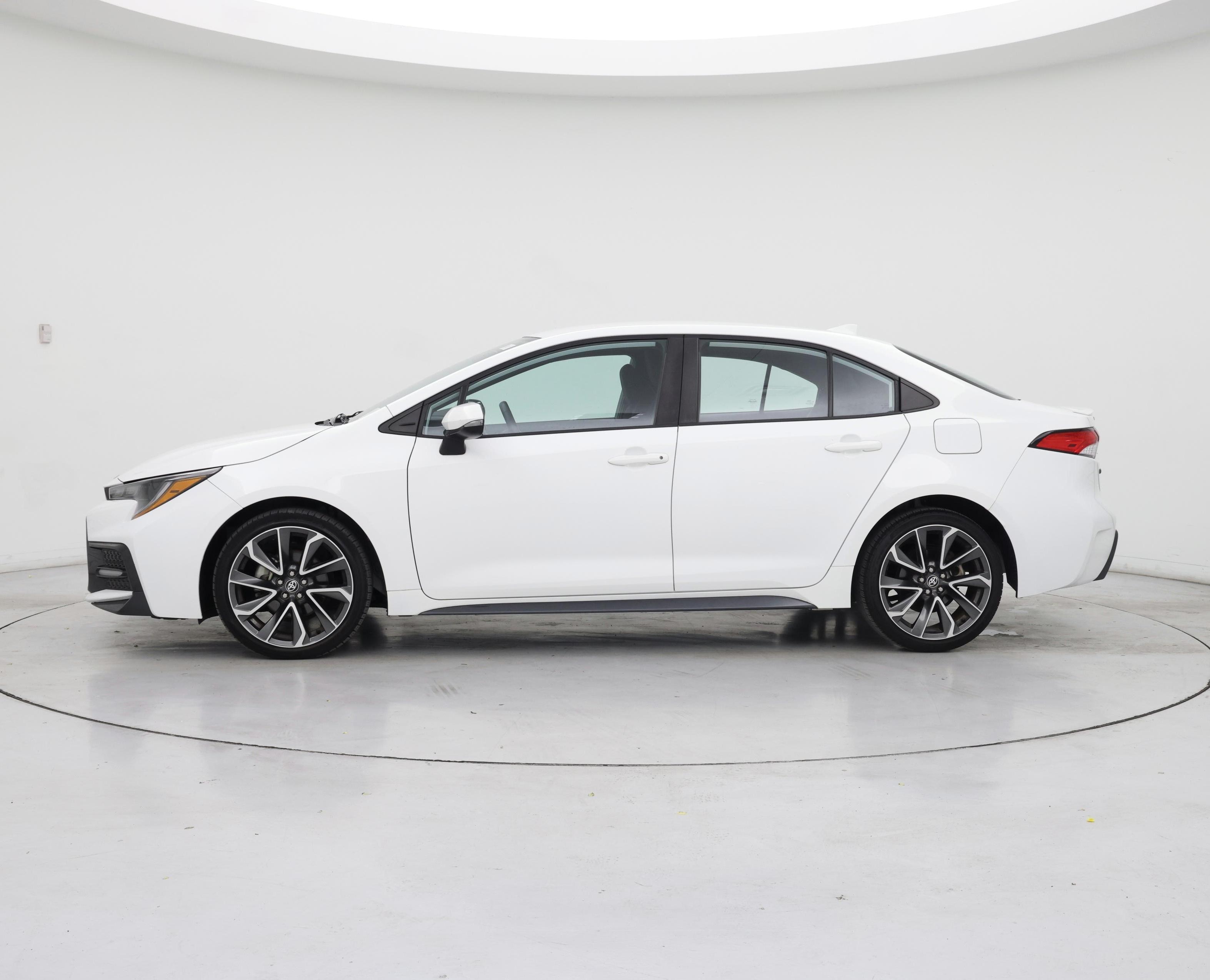 Thumbnail: 2022 Toyota Corolla - 3