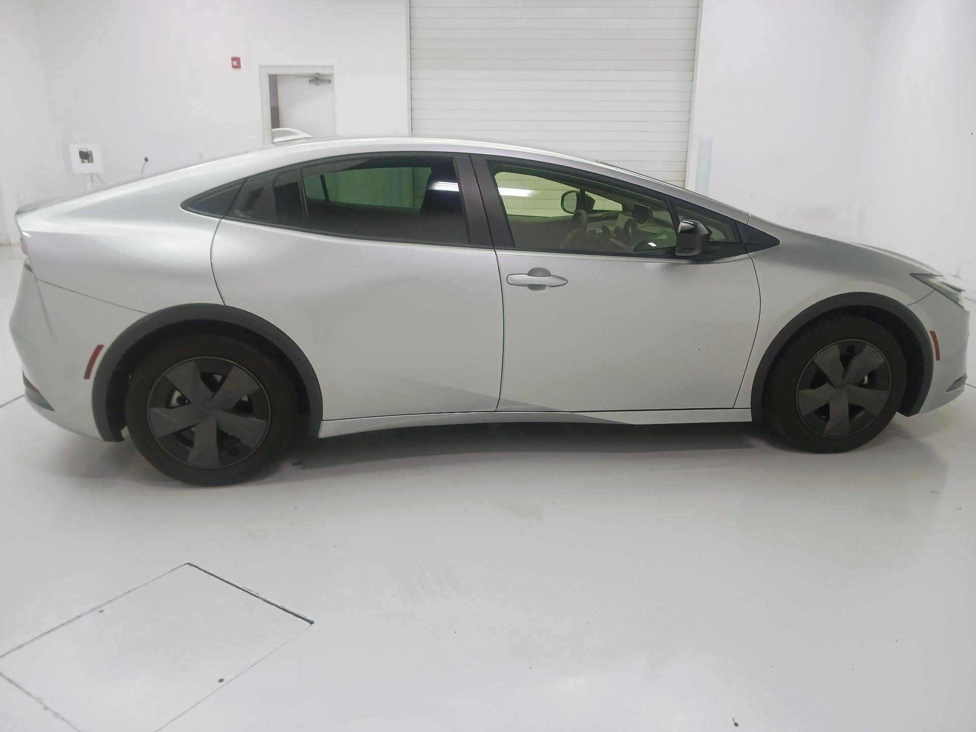 Thumbnail: 2023 Toyota Prius - 4