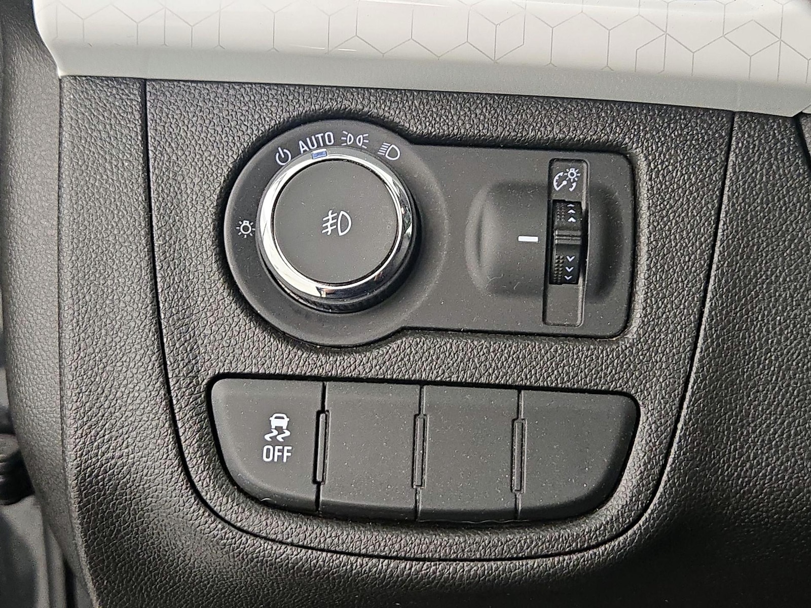 2018 Chevrolet Spark 1LT - Photo 14