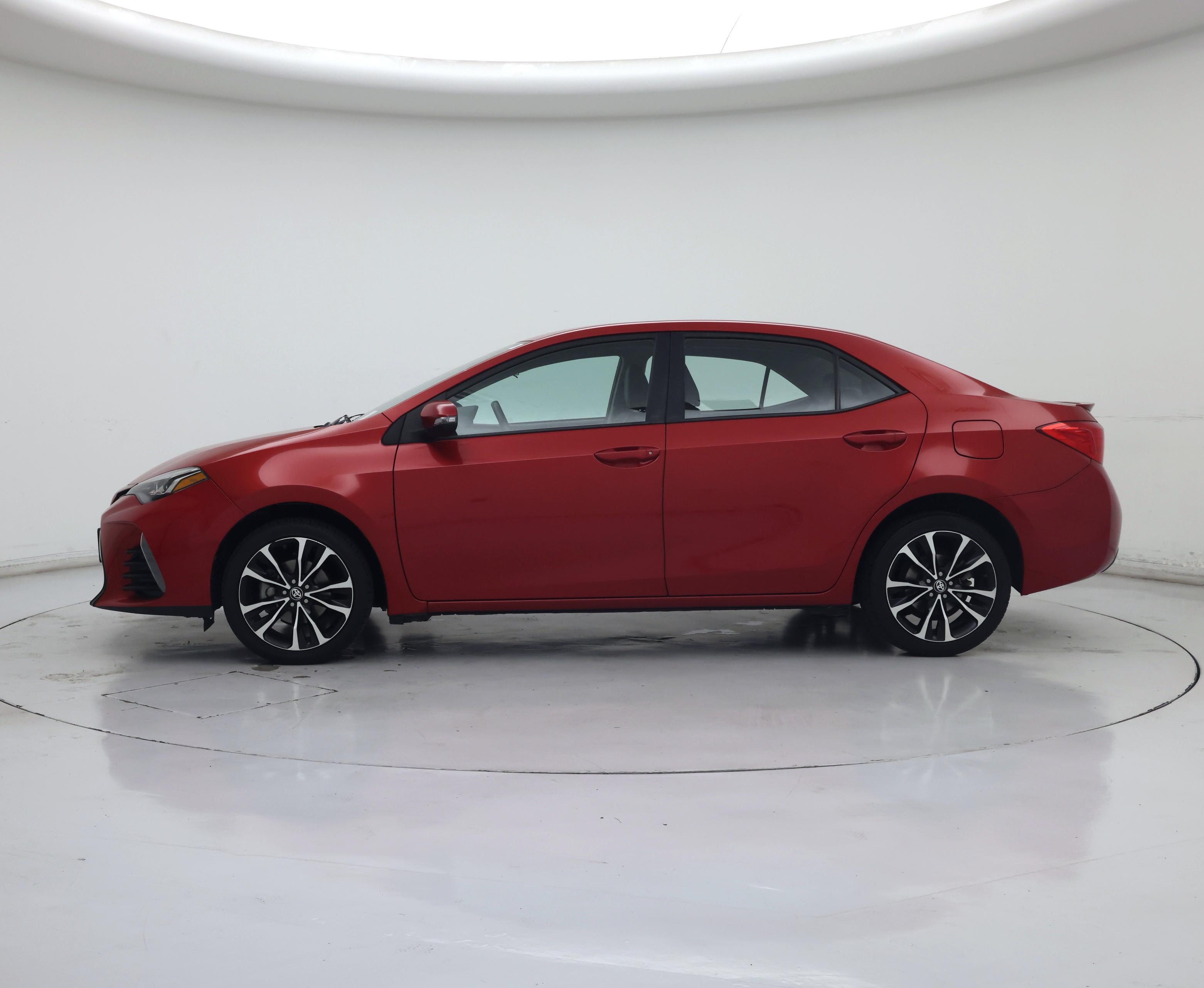 Thumbnail: 2018 Toyota Corolla - 3
