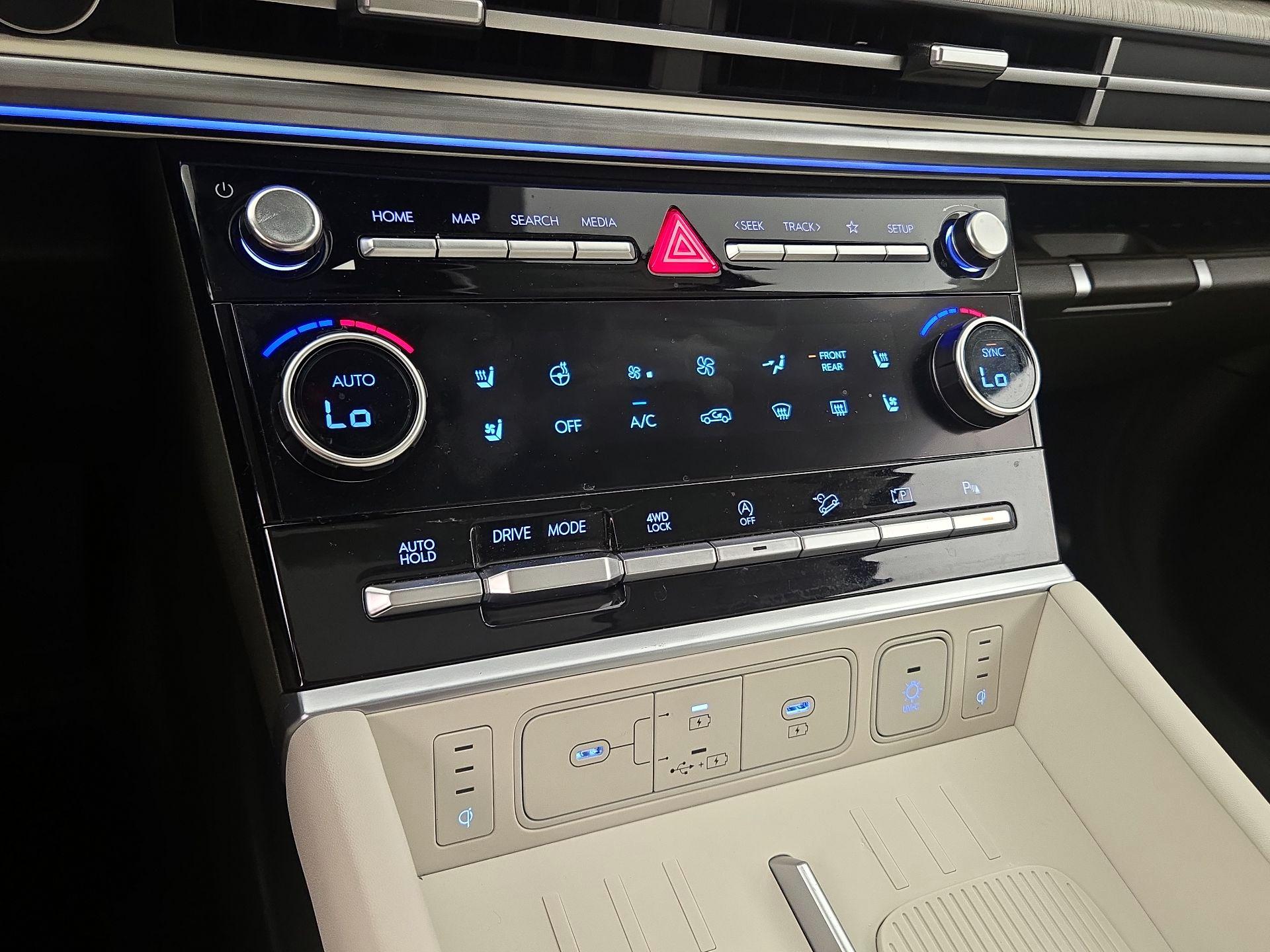 Thumbnail: 2025 Hyundai Santa Fe - 17