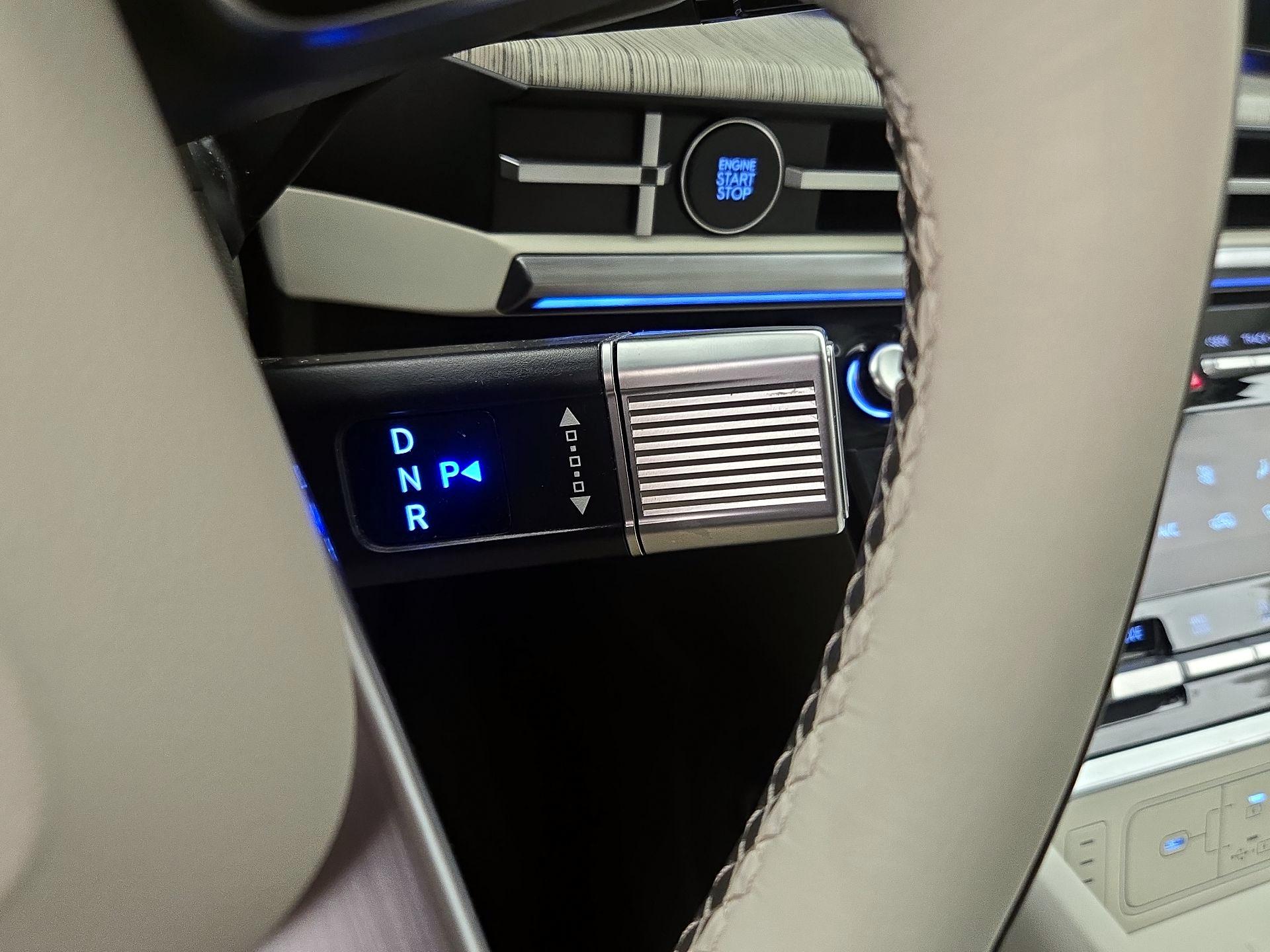 Thumbnail: 2025 Hyundai Santa Fe - 18