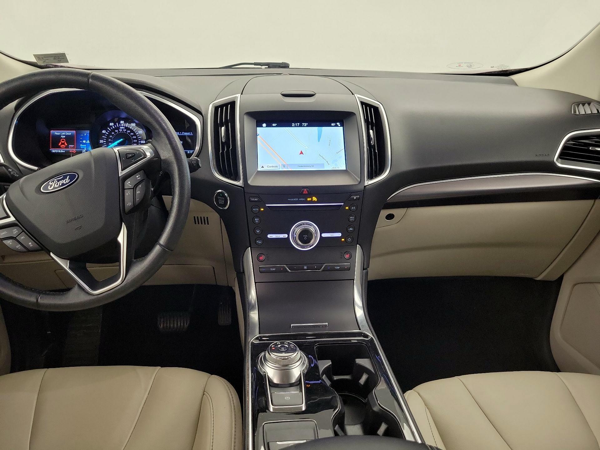 Thumbnail: 2019 Ford Edge - 9