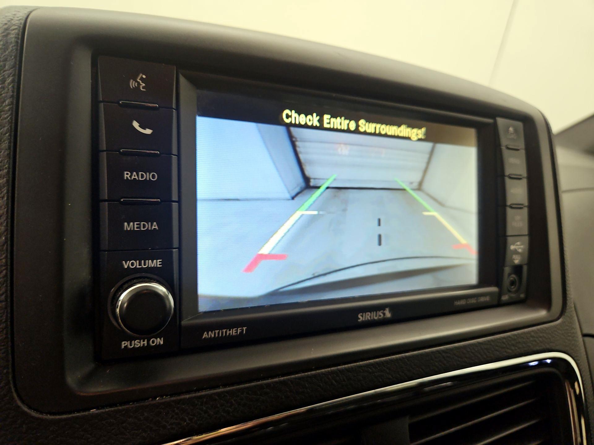 Thumbnail: 2016 Dodge Grand Caravan - 14
