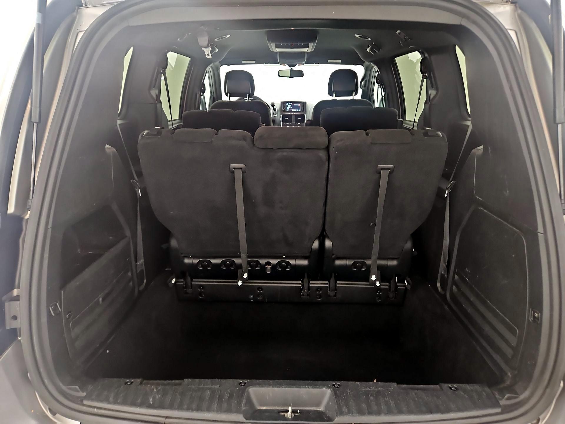 Thumbnail: 2016 Dodge Grand Caravan - 20