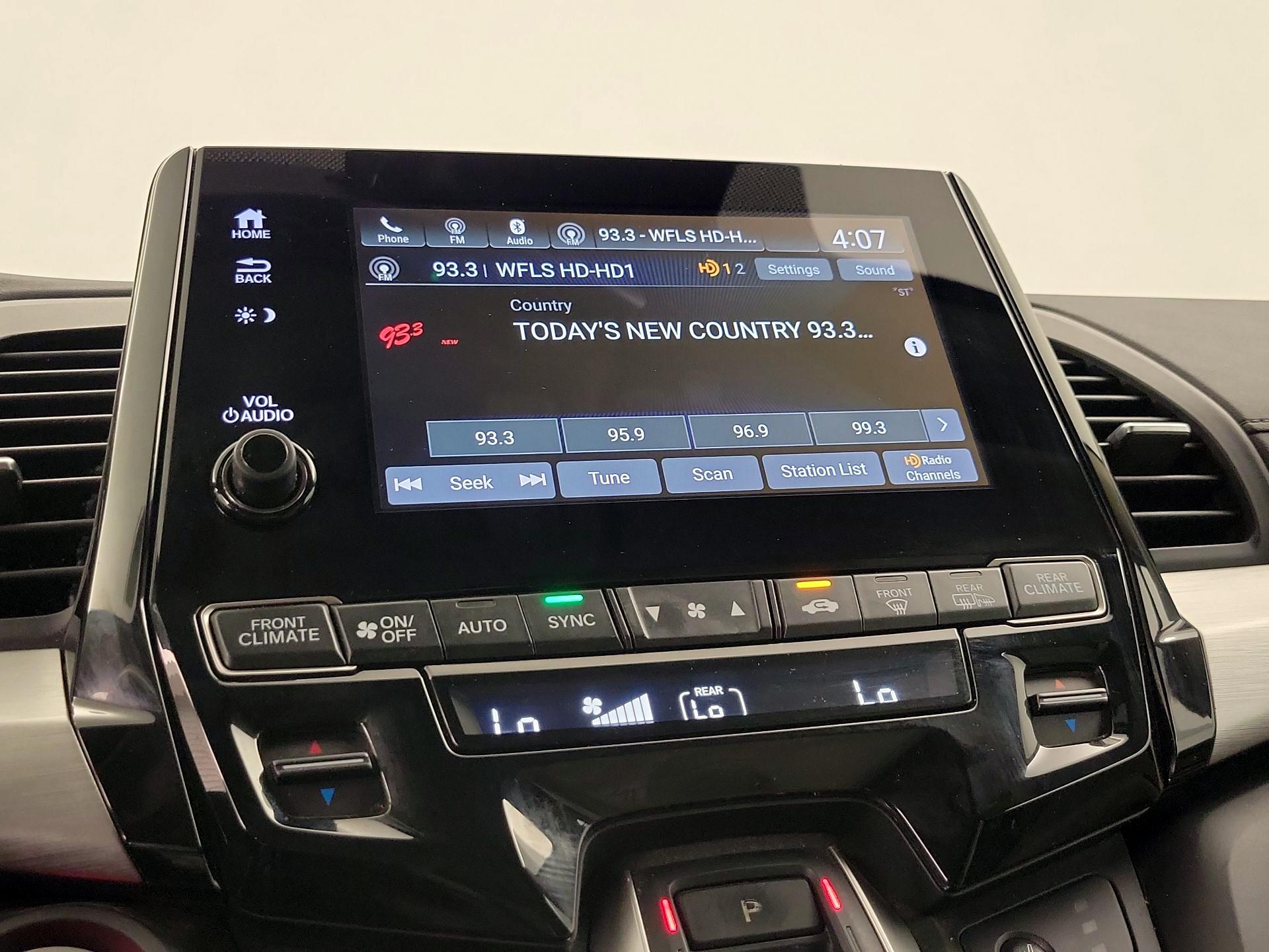 Thumbnail: 2019 Honda Odyssey - 15