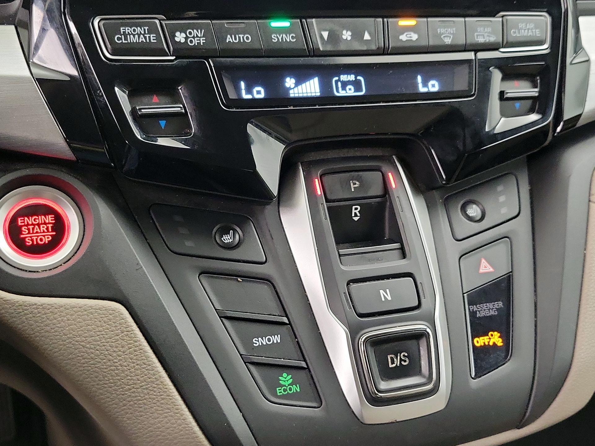 Thumbnail: 2019 Honda Odyssey - 16