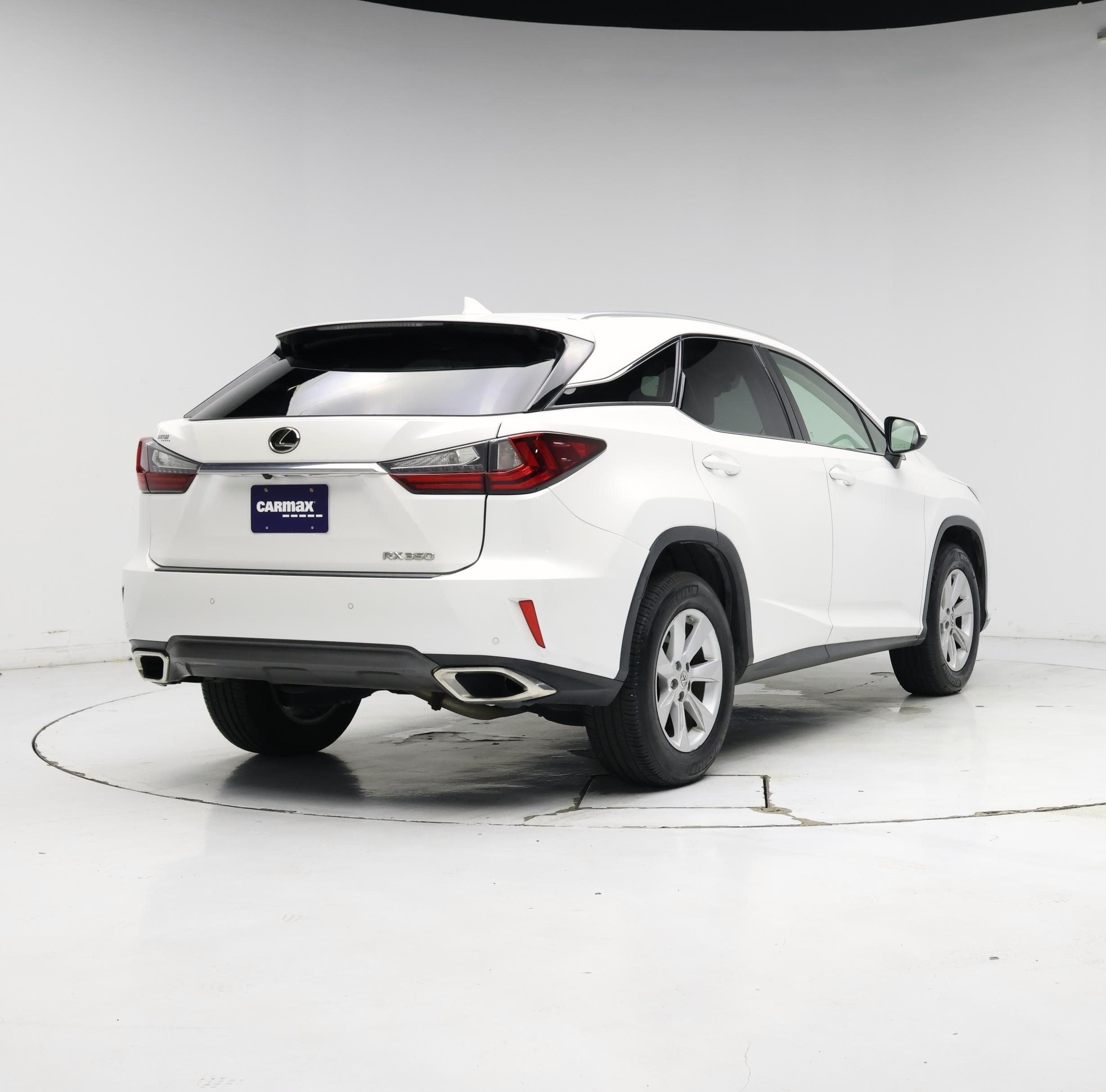 Thumbnail: 2016 Lexus RX - 8
