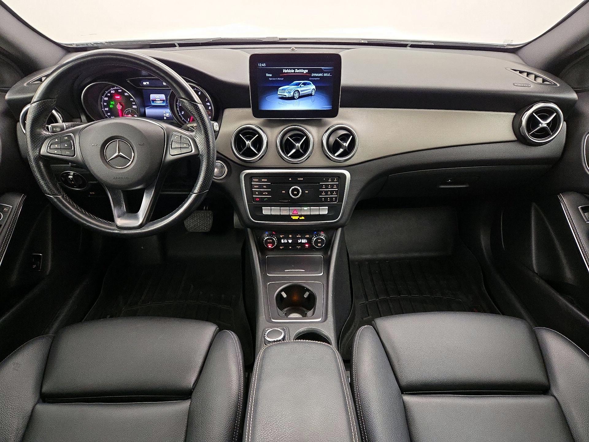 Thumbnail: 2019 Mercedes-Benz GLA - 9