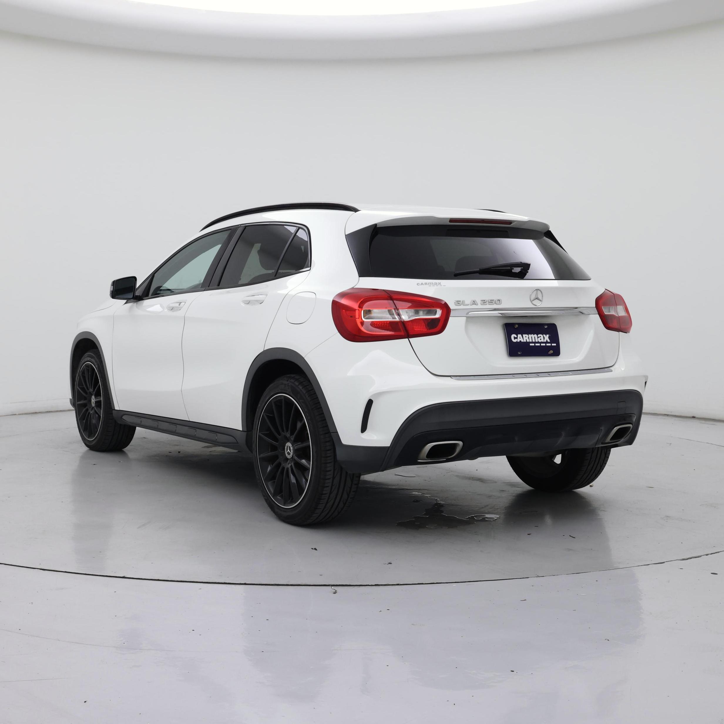 Thumbnail: 2019 Mercedes-Benz GLA - 2
