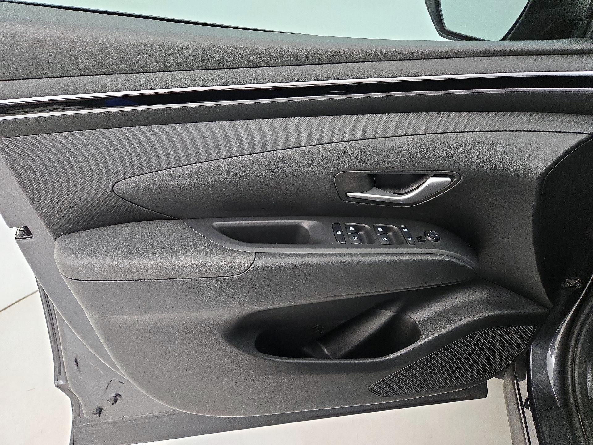 Thumbnail: 2022 Hyundai Tucson - 12