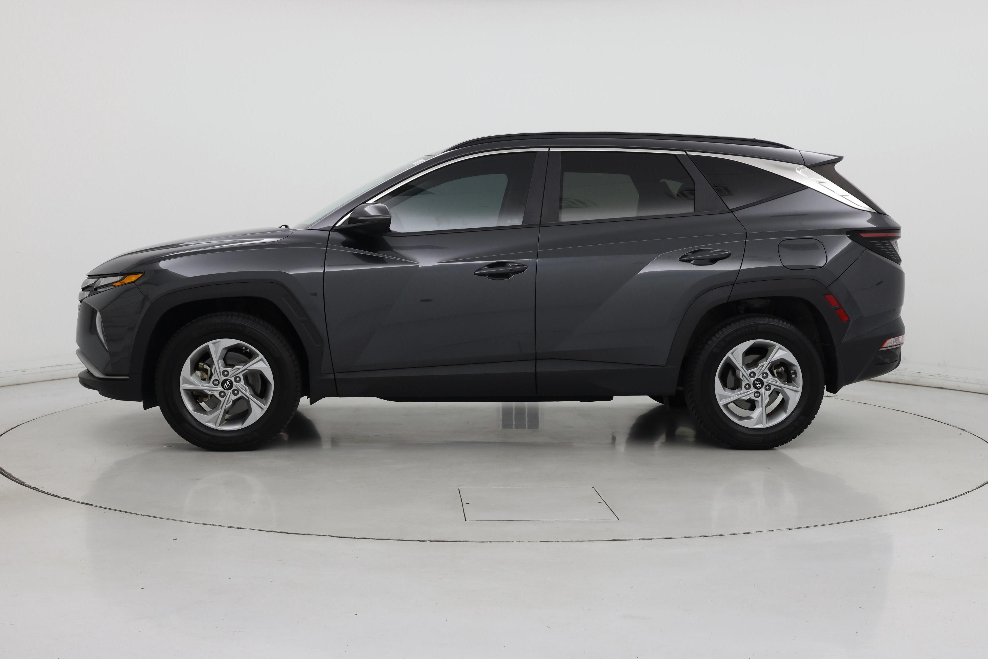 Thumbnail: 2022 Hyundai Tucson - 3