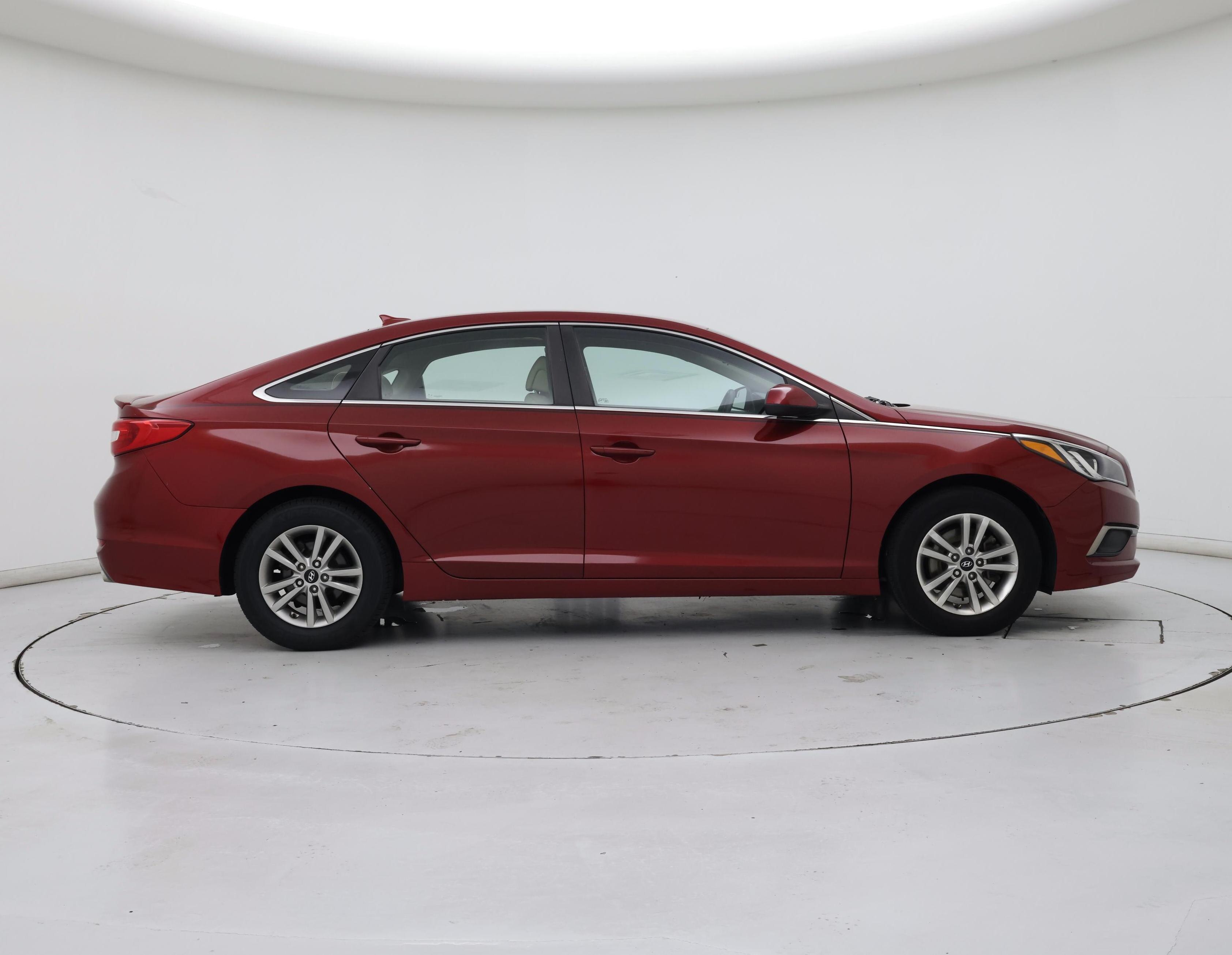 Thumbnail: 2016 Hyundai Sonata - 7