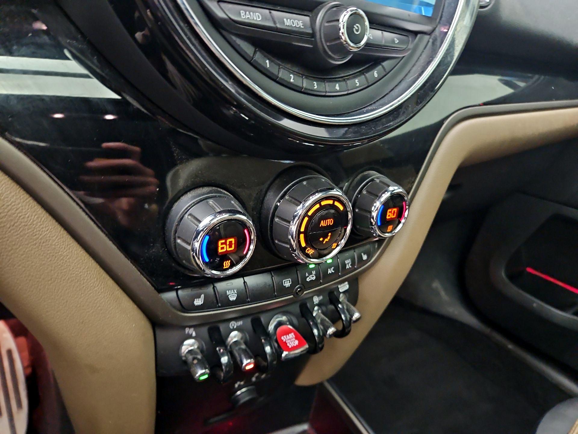 Thumbnail: 2018 MINI Cooper Countryman - 17