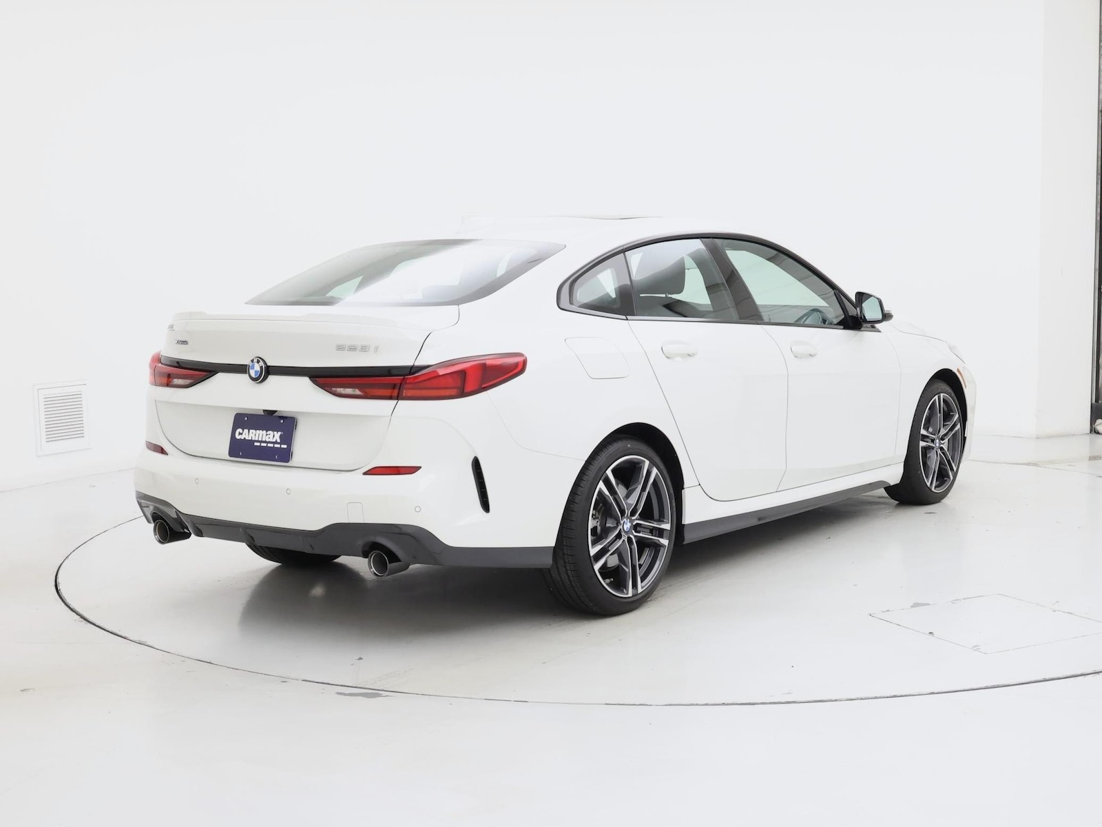 2023 BMW 2 Series 228i - Photo 9