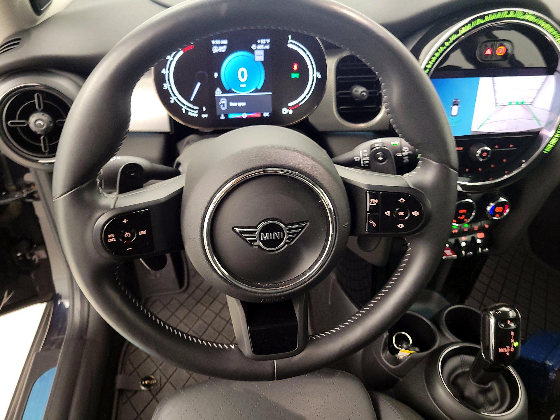 Thumbnail: 2022 MINI Cooper Hardtop - 10