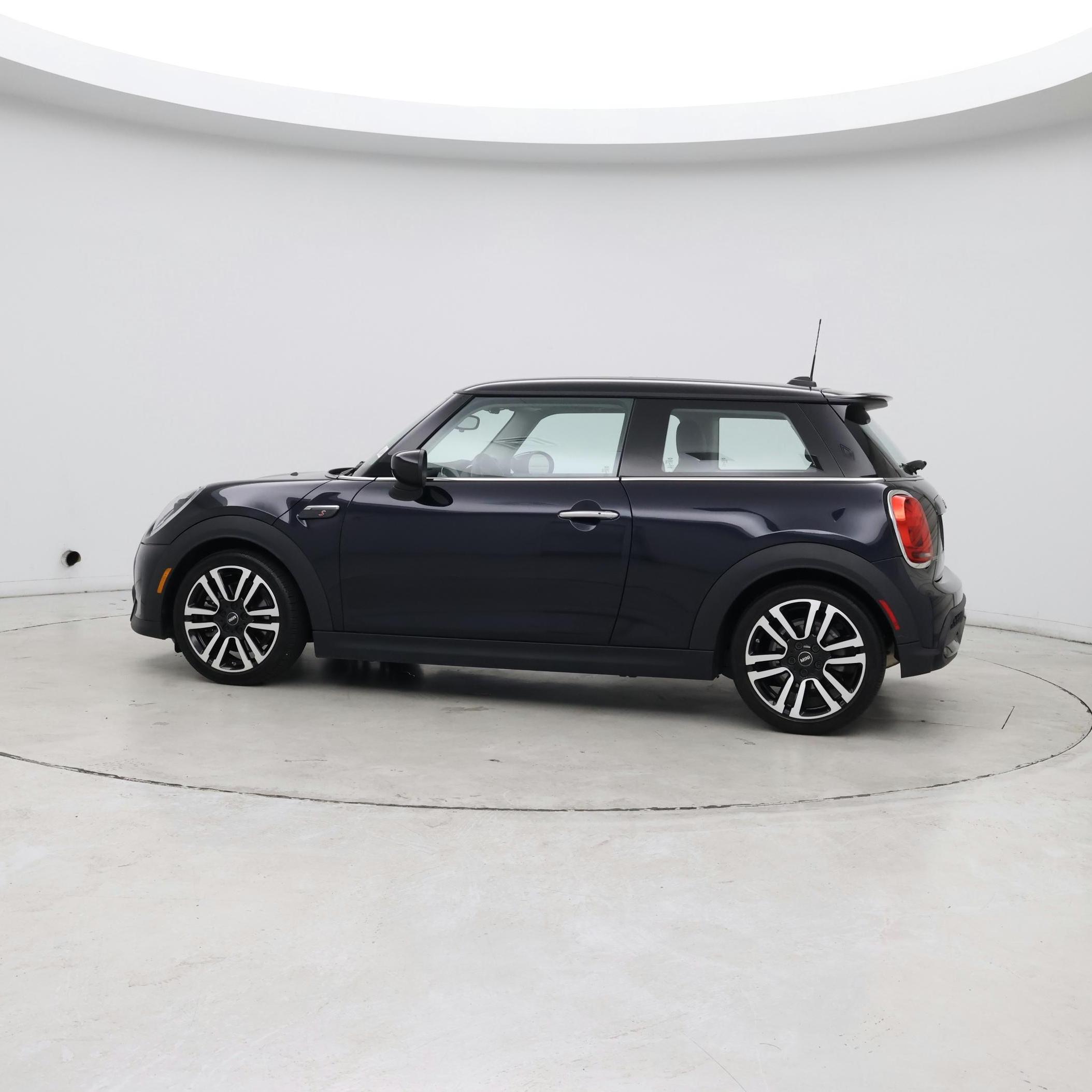 Thumbnail: 2022 MINI Cooper Hardtop - 6