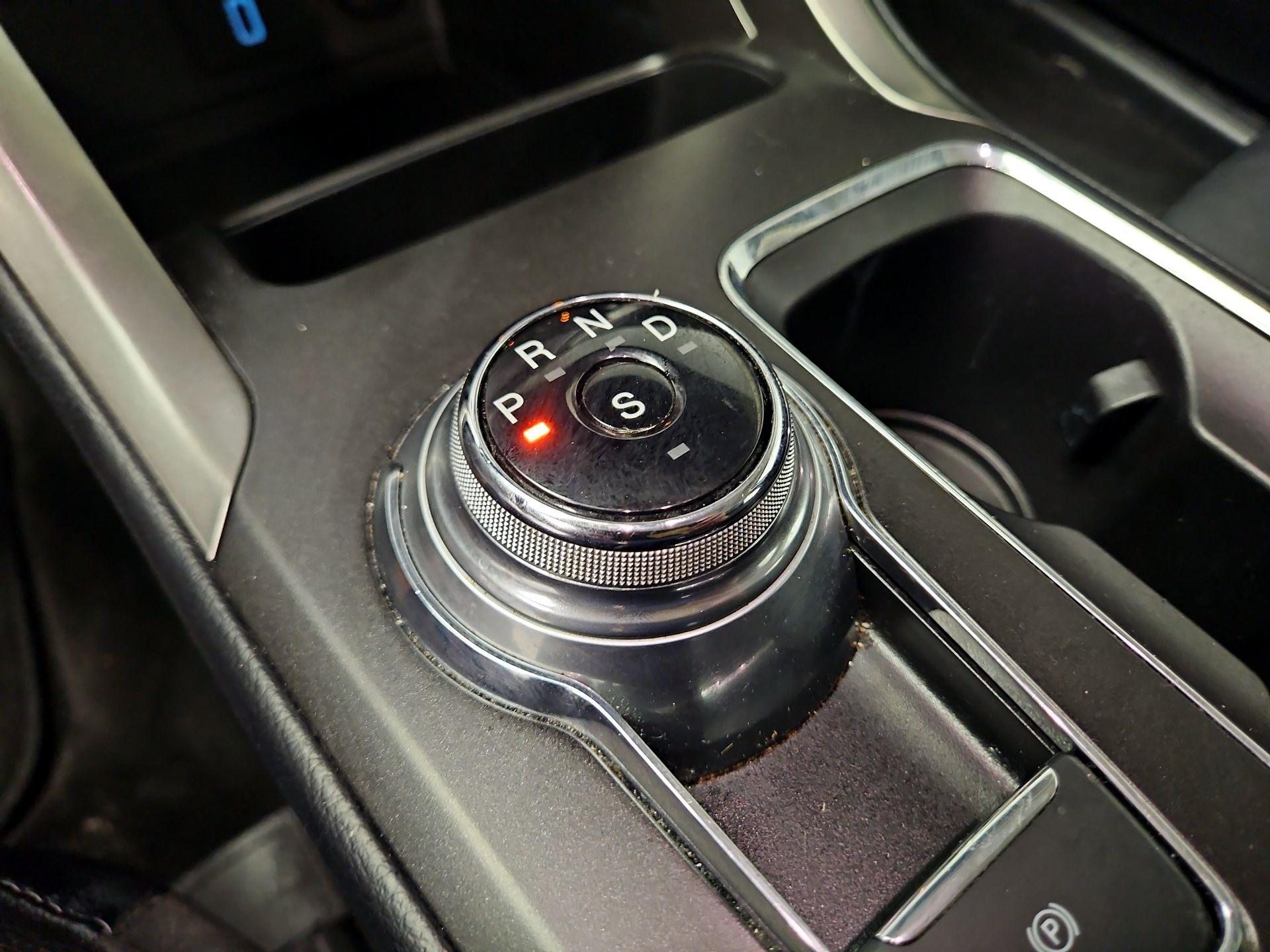 Thumbnail: 2017 Ford Fusion - 18