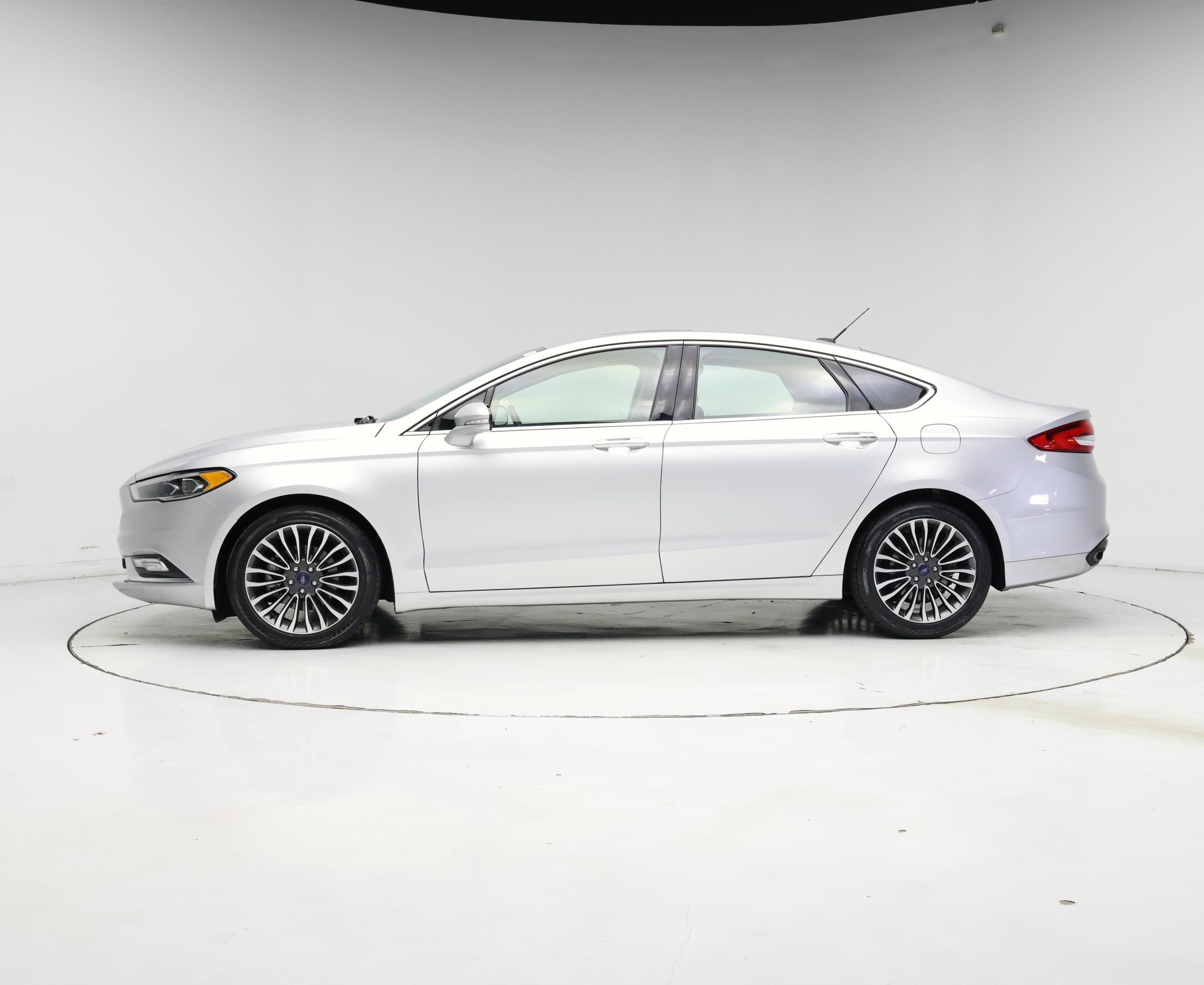 Thumbnail: 2017 Ford Fusion - 3