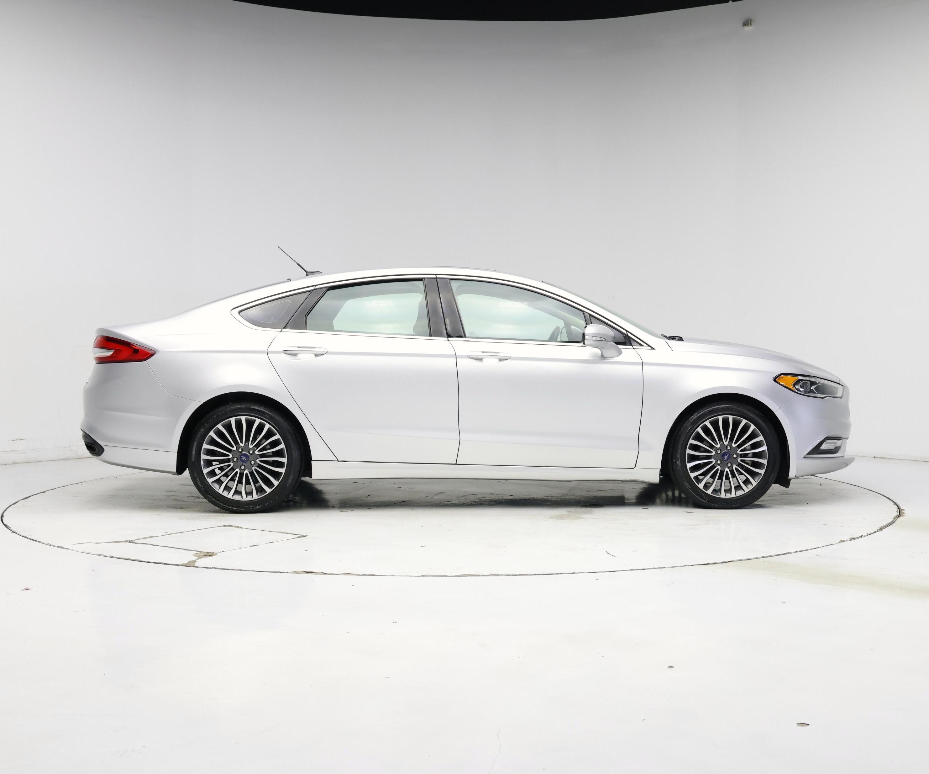 Thumbnail: 2017 Ford Fusion - 7