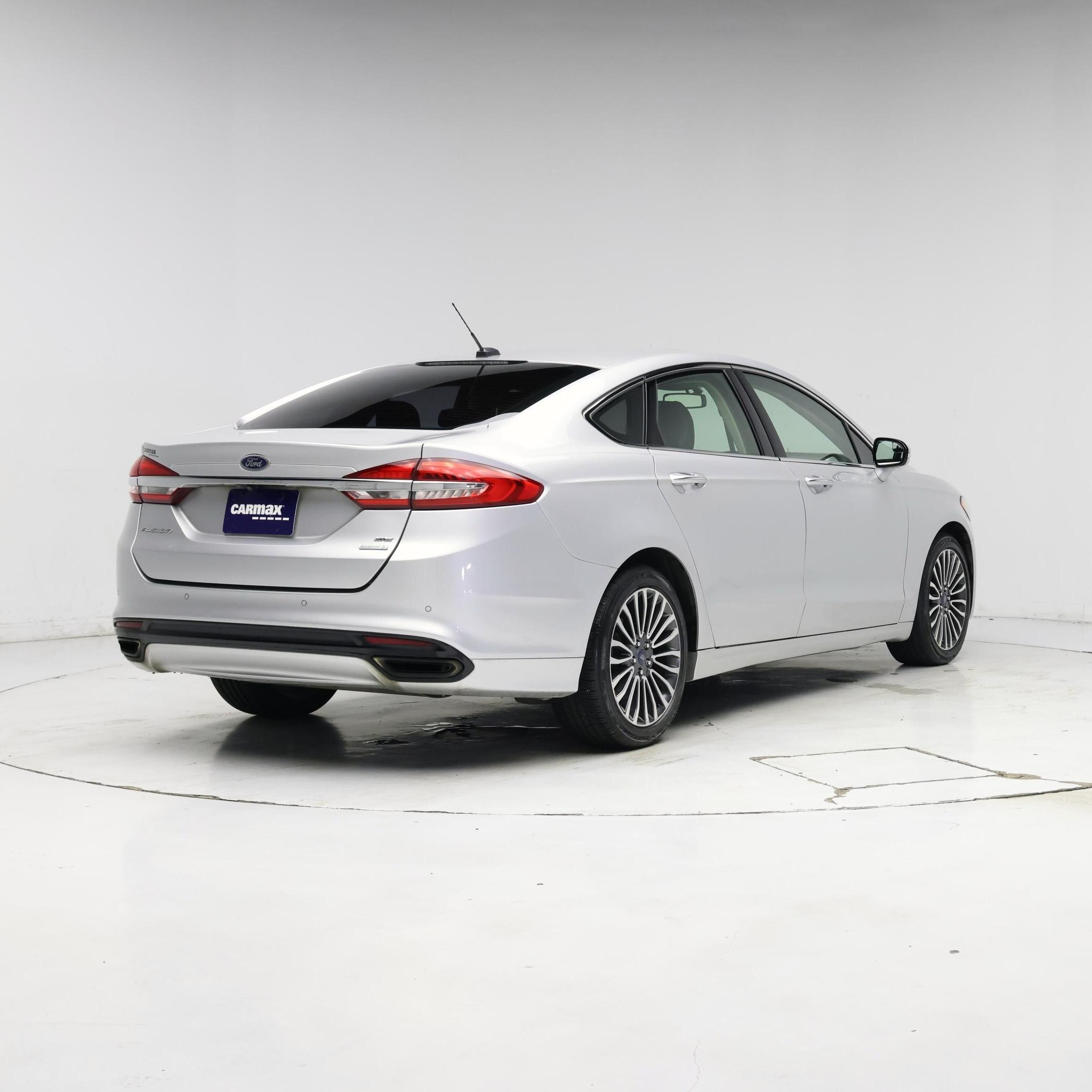 Thumbnail: 2017 Ford Fusion - 8