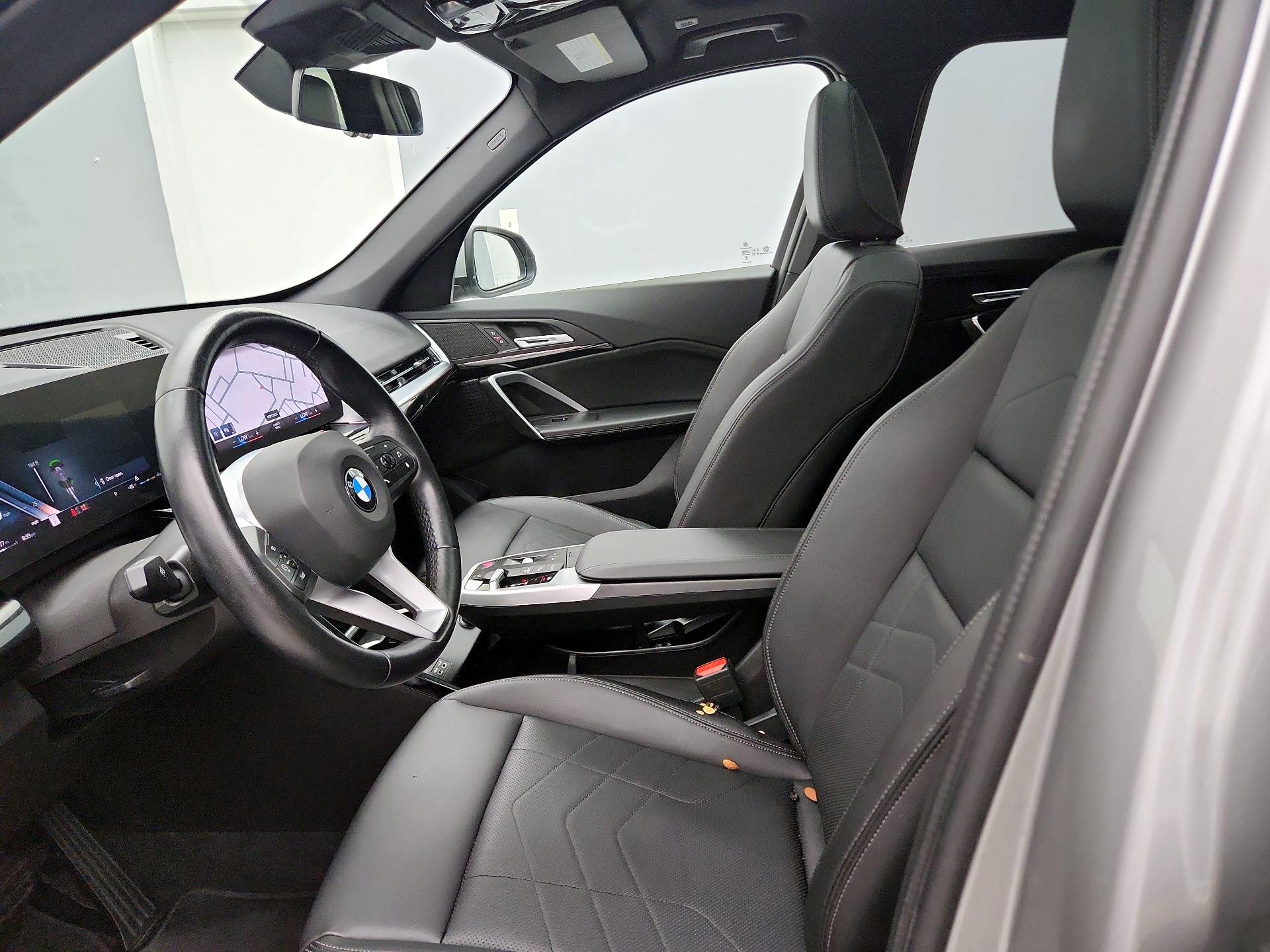 Thumbnail: 2023 BMW X1 - 11