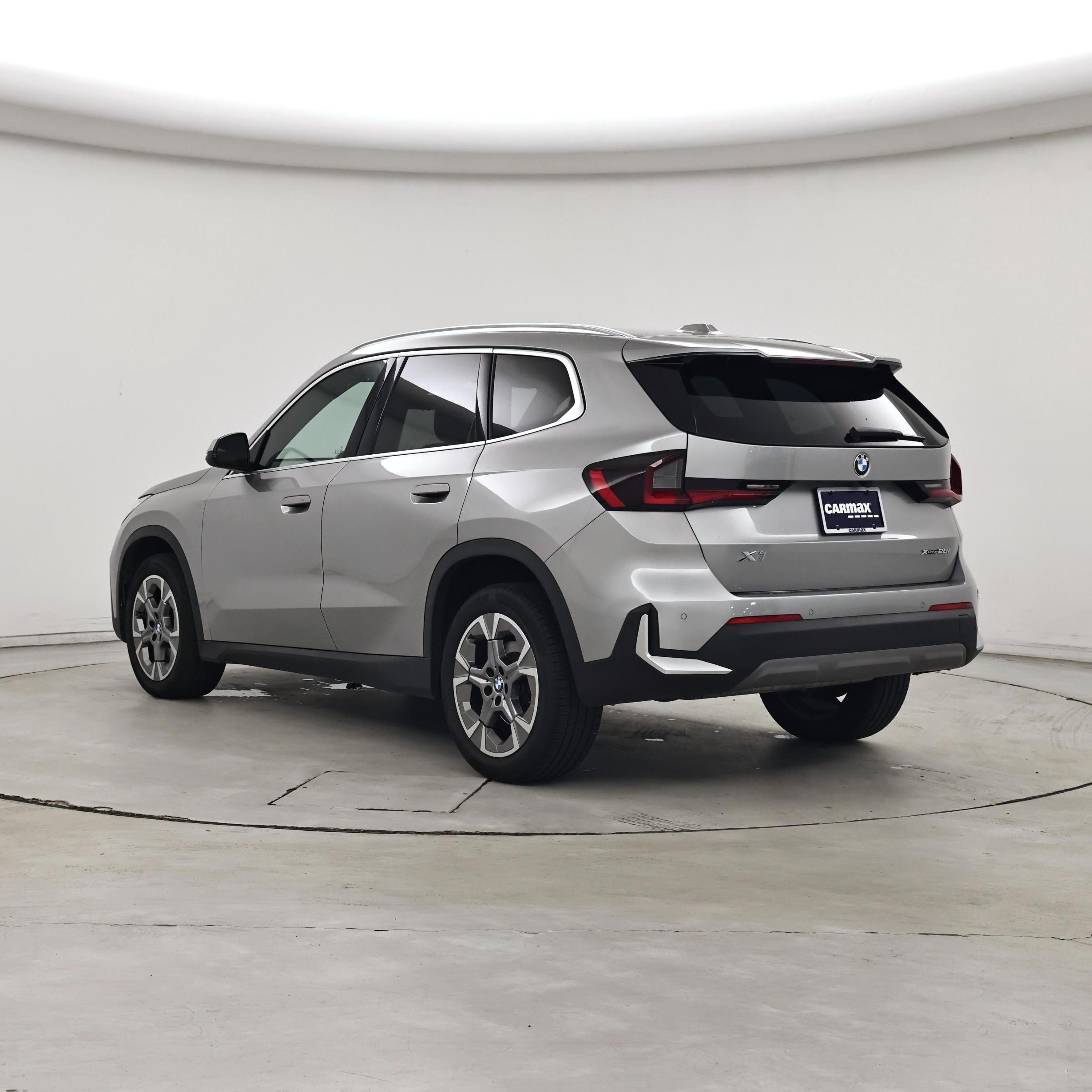 Thumbnail: 2023 BMW X1 - 2