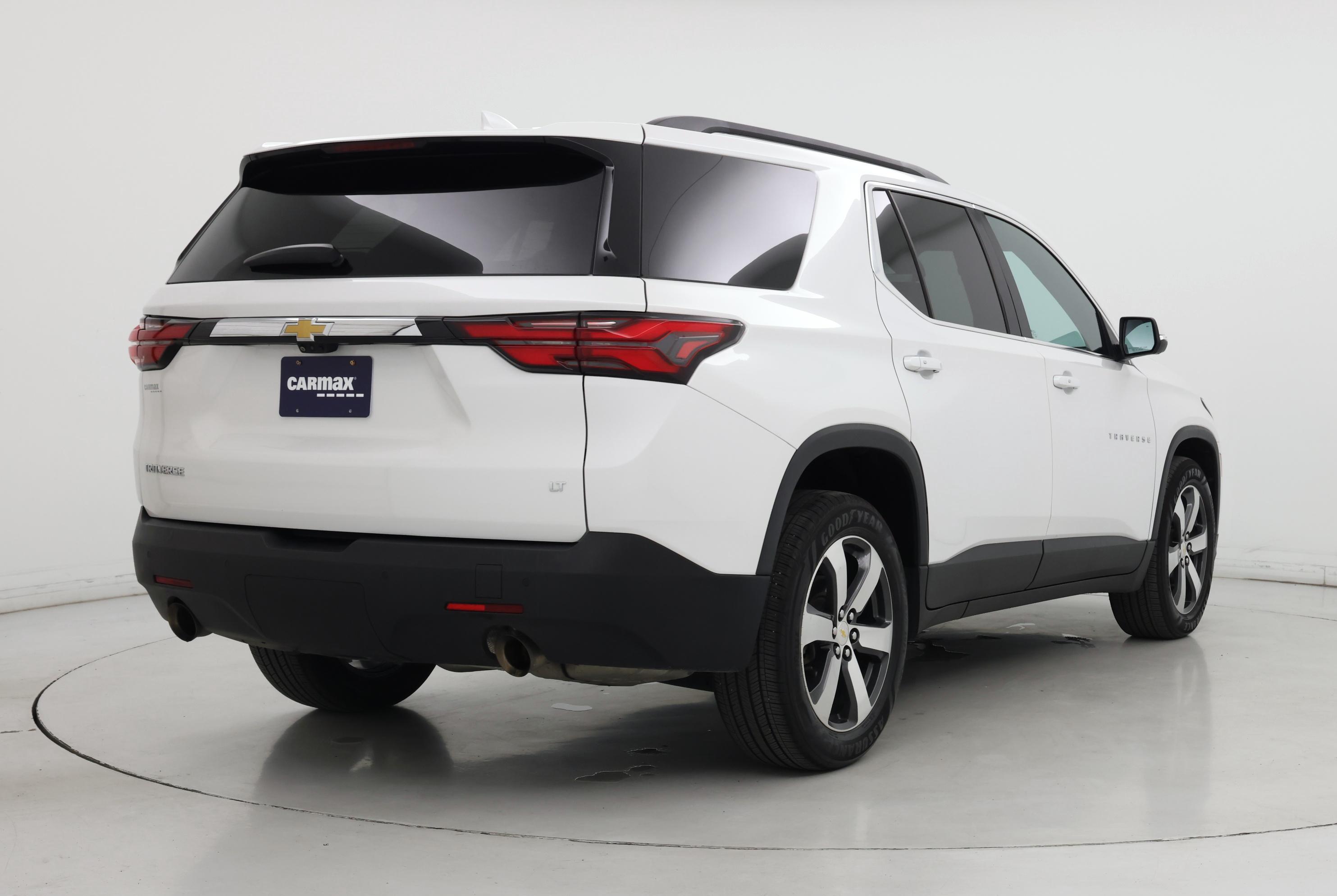 Thumbnail: 2022 Chevrolet Traverse - 8